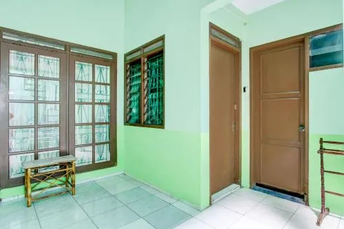 OYO 93839 Aquenda Homestay Syariah