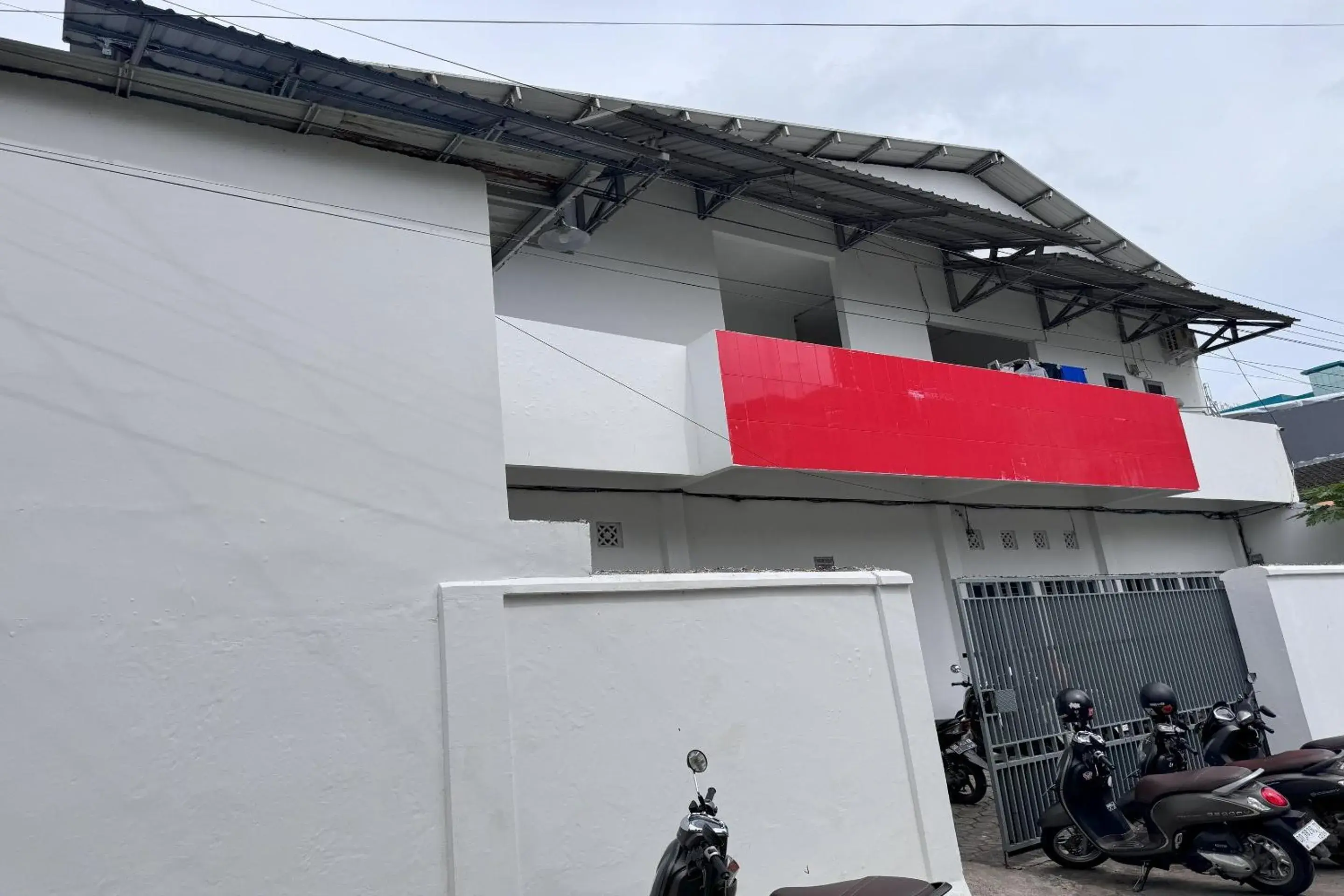 Hotel O Kost Reski 2 Near Tugu Perbatasan Takalar - Gowa Hotel O Kost Reski 2 Near Tugu Perbatasan Takalar - Gowa