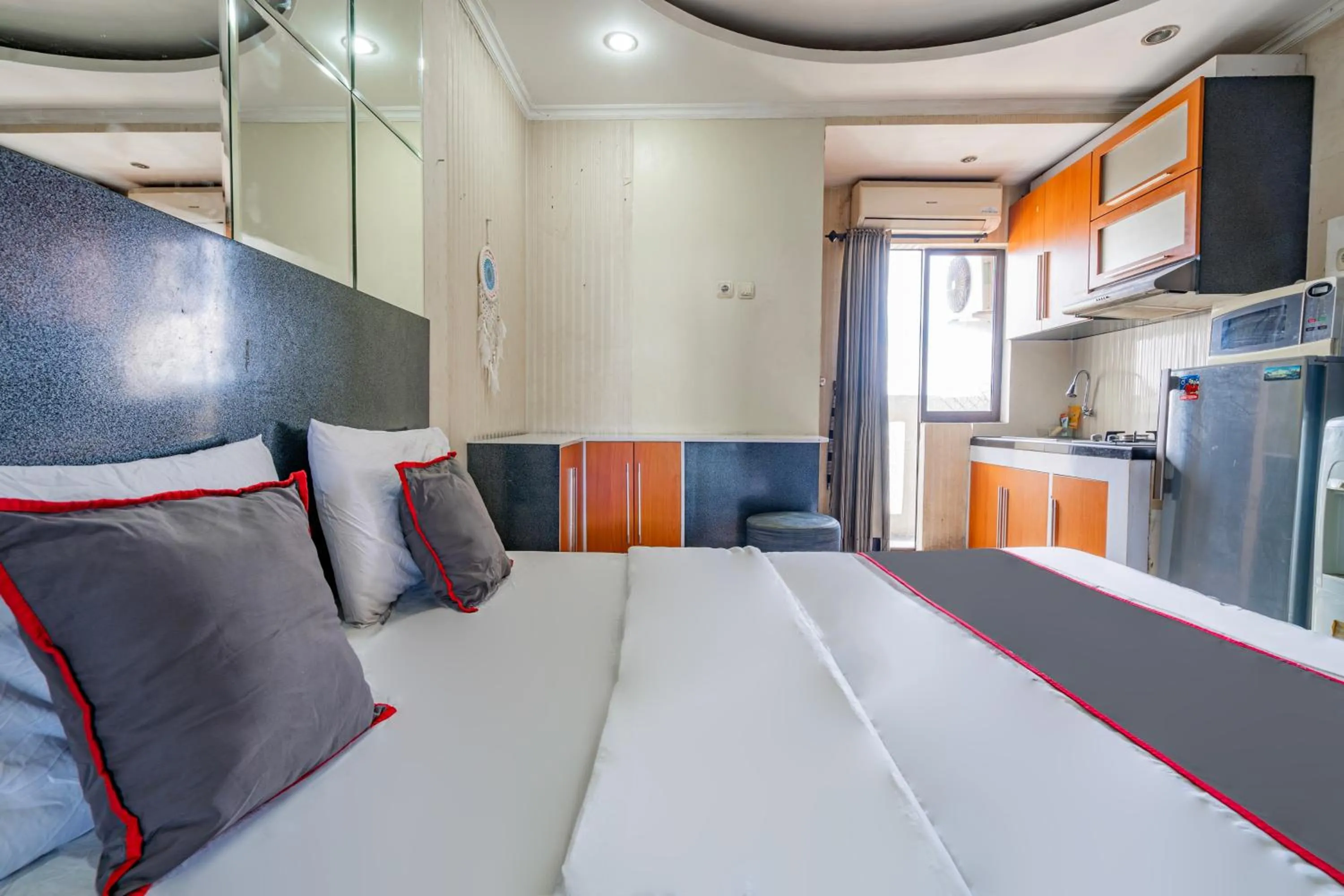 Capital O 93845 Apartemen Gateway Cicadas By M2 Property