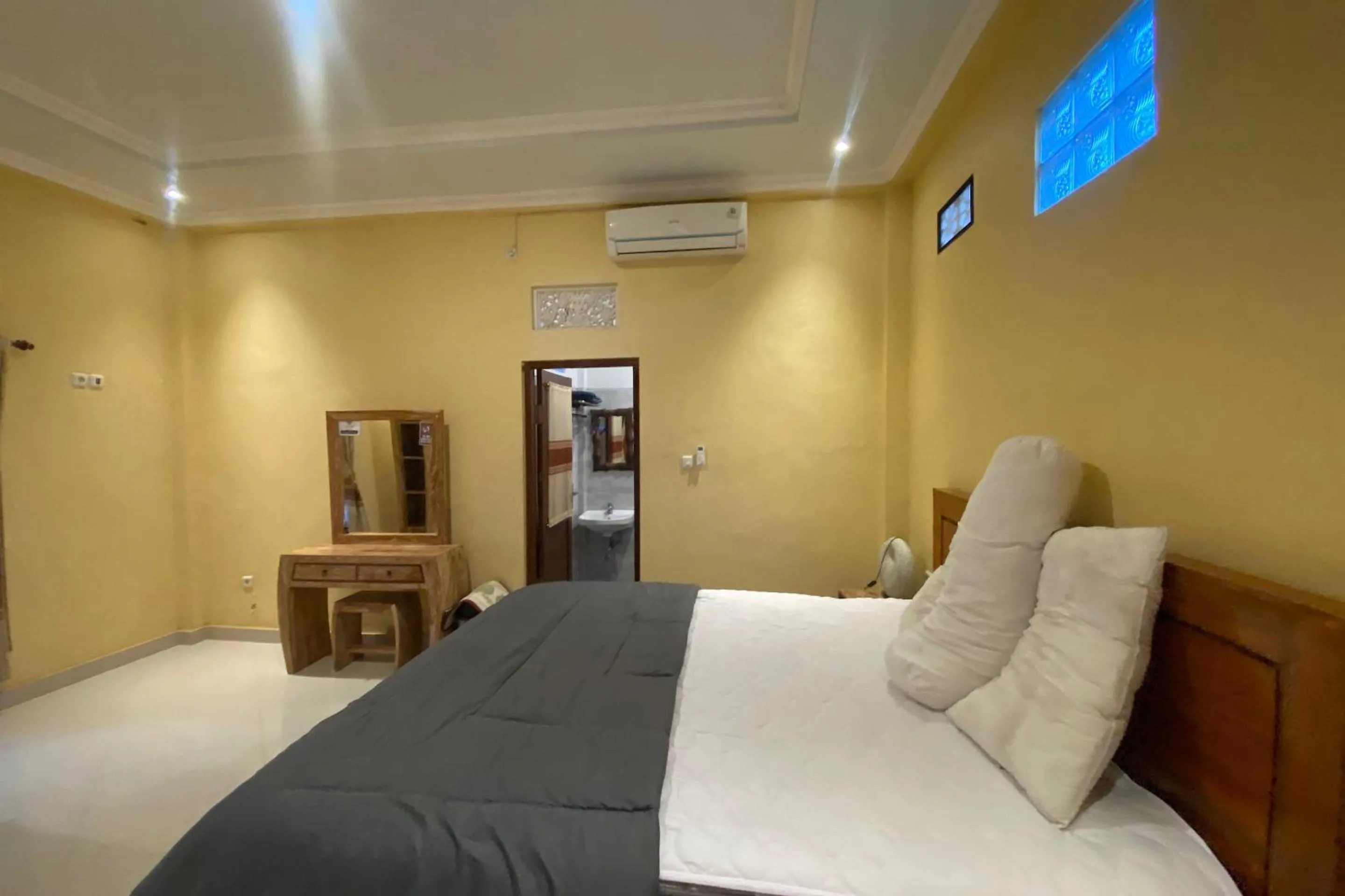 Bedroom, Bed in Capital O 93844 Arta Adi Homestay NearBali Zoo