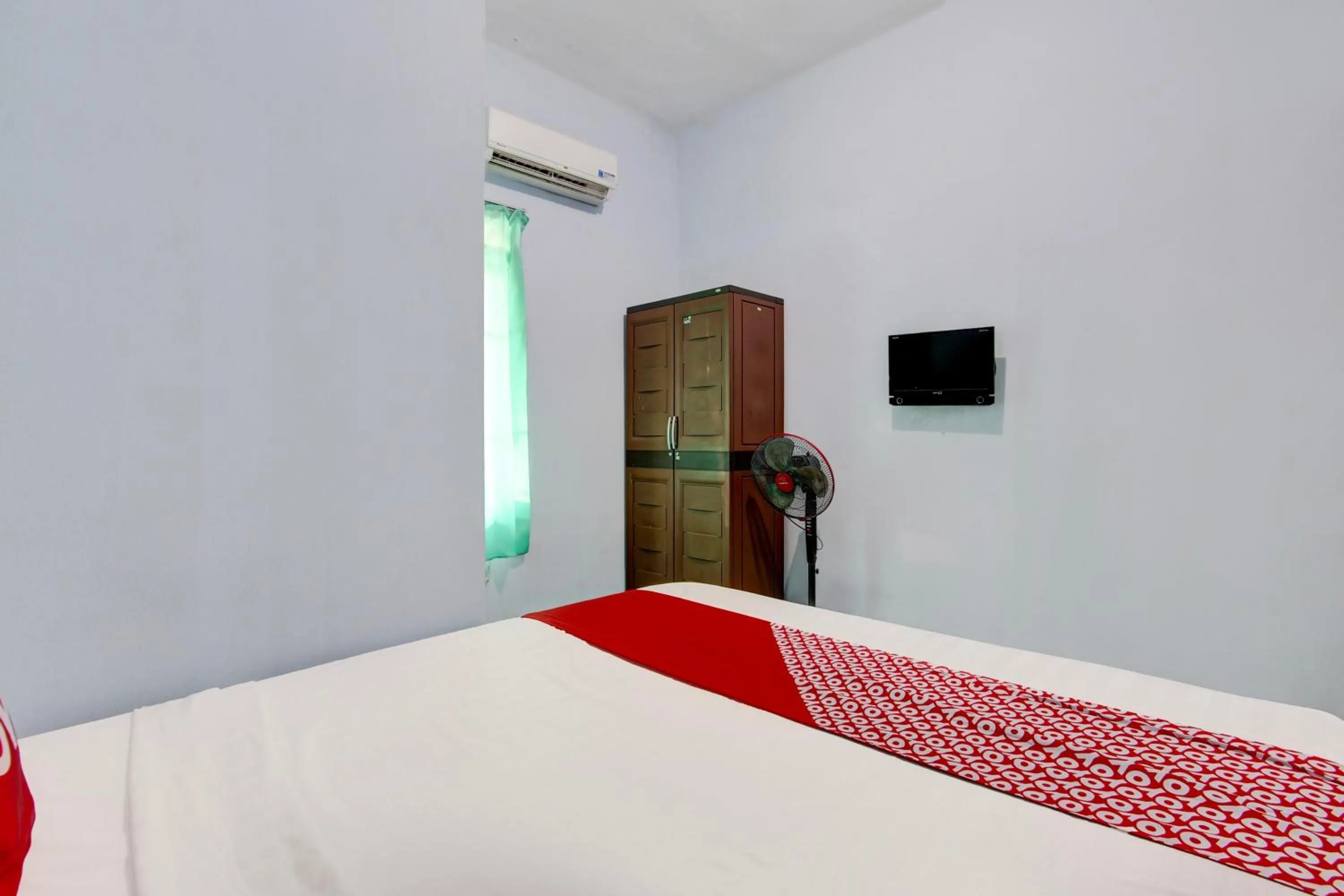 Bedroom in Hotel O Minso Inn Sepanjang