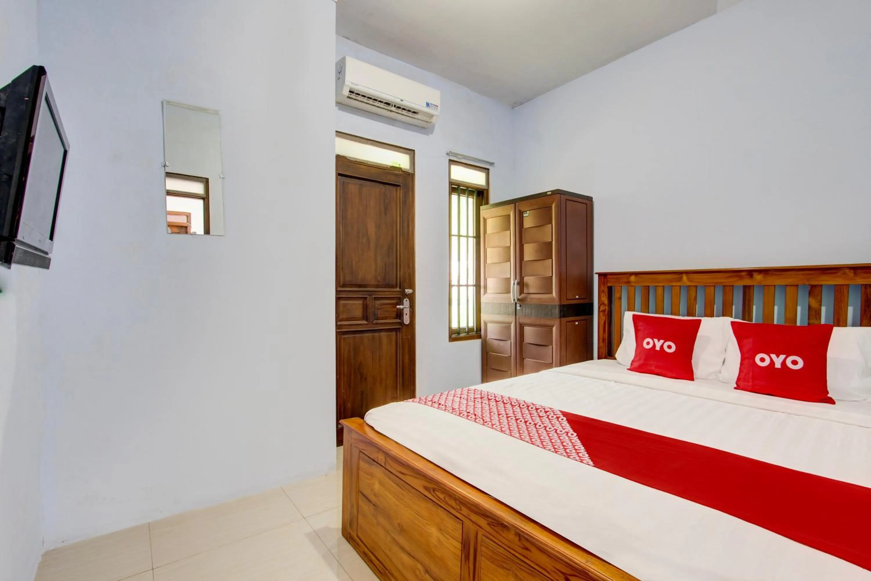 Bedroom in Hotel O Minso Inn Sepanjang