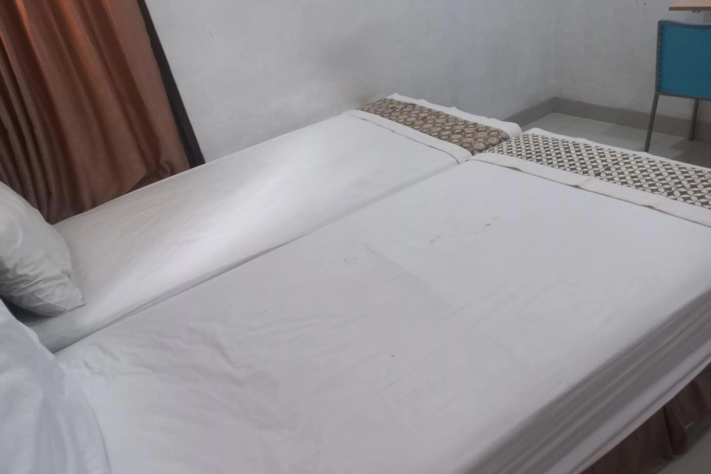 Bedroom, Bed in Capital O 93872 Natura Guest House Syariah Near alun alun kota purwokerto