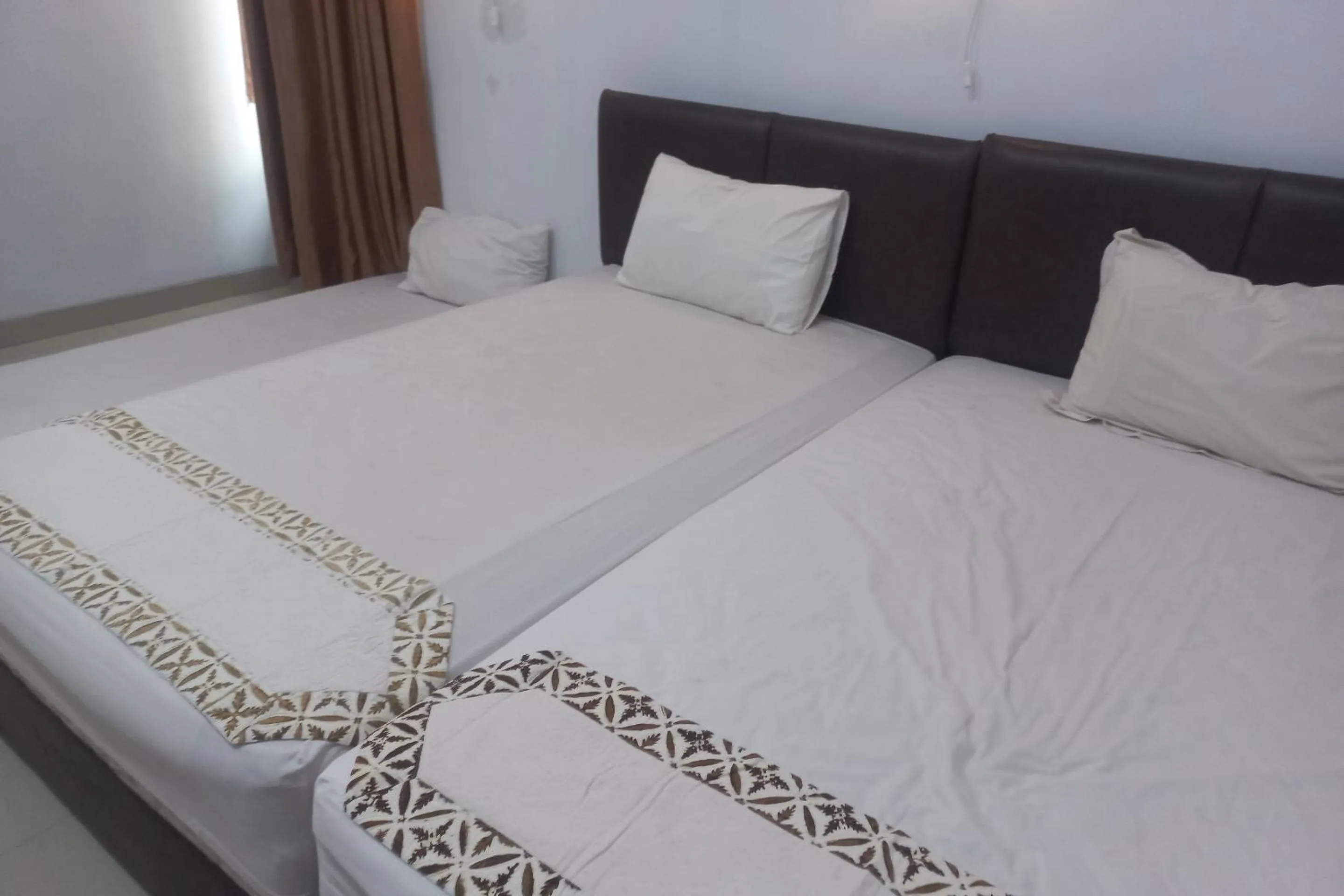 Bedroom, Bed in Capital O 93872 Natura Guest House Syariah Near alun alun kota purwokerto