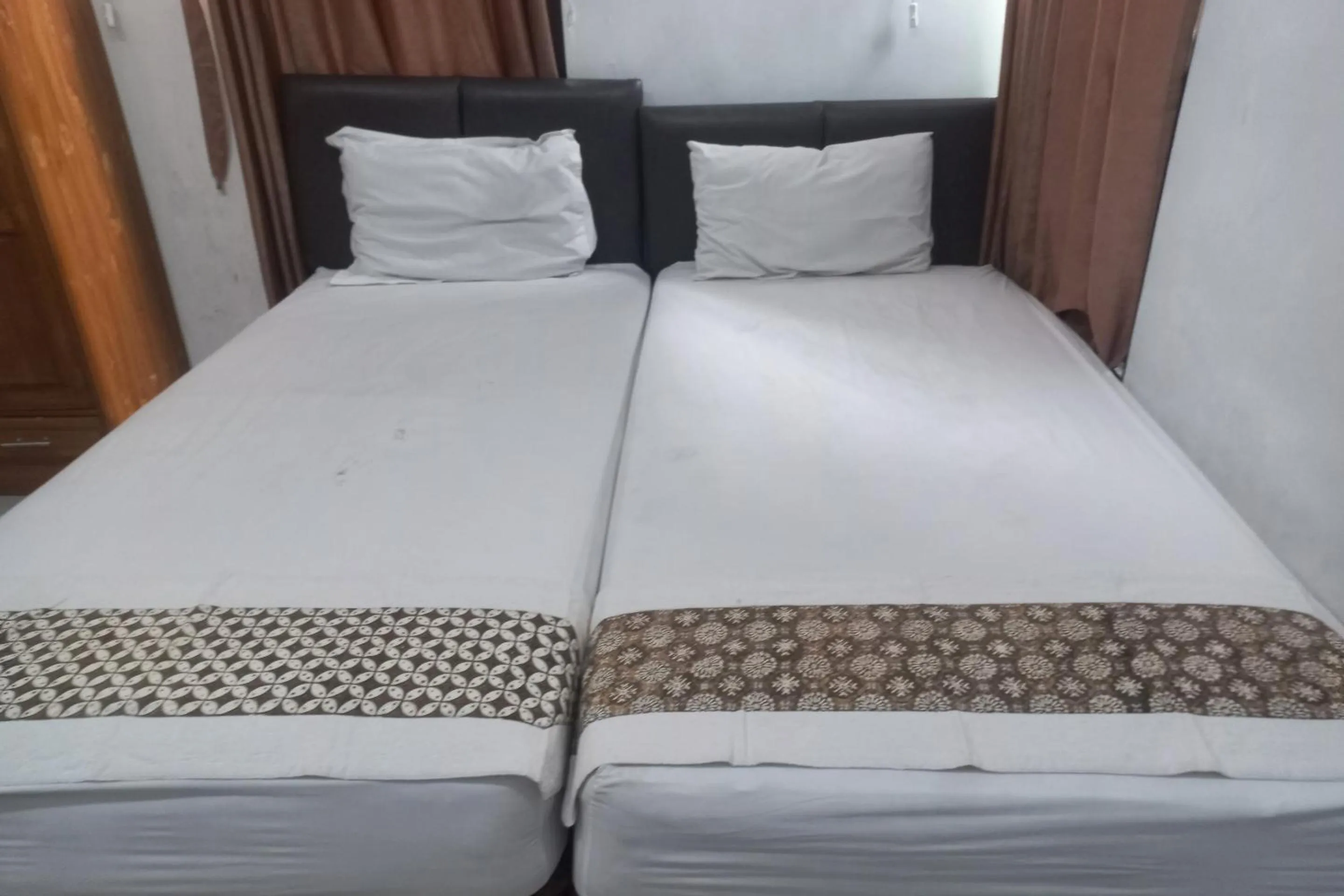 Bedroom, Bed in Capital O 93872 Natura Guest House Syariah Near alun alun kota purwokerto