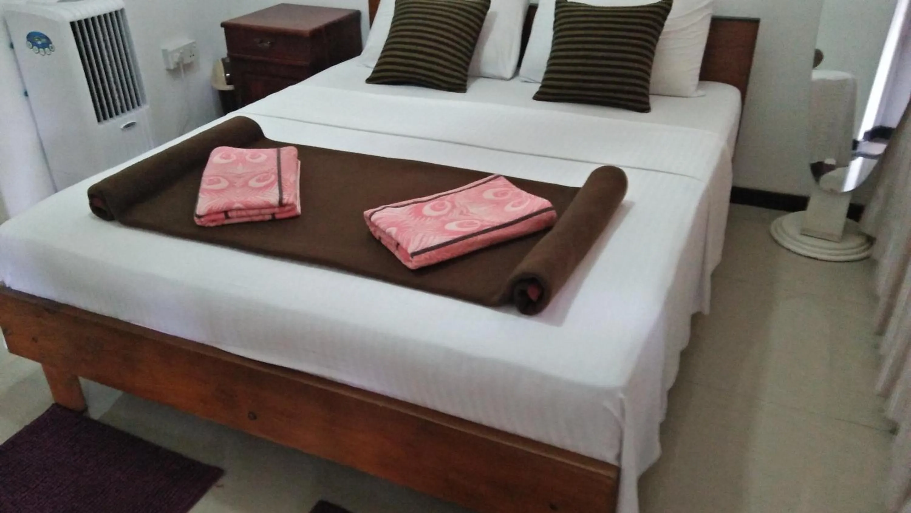 Bed in 59B Rest Inn Ella