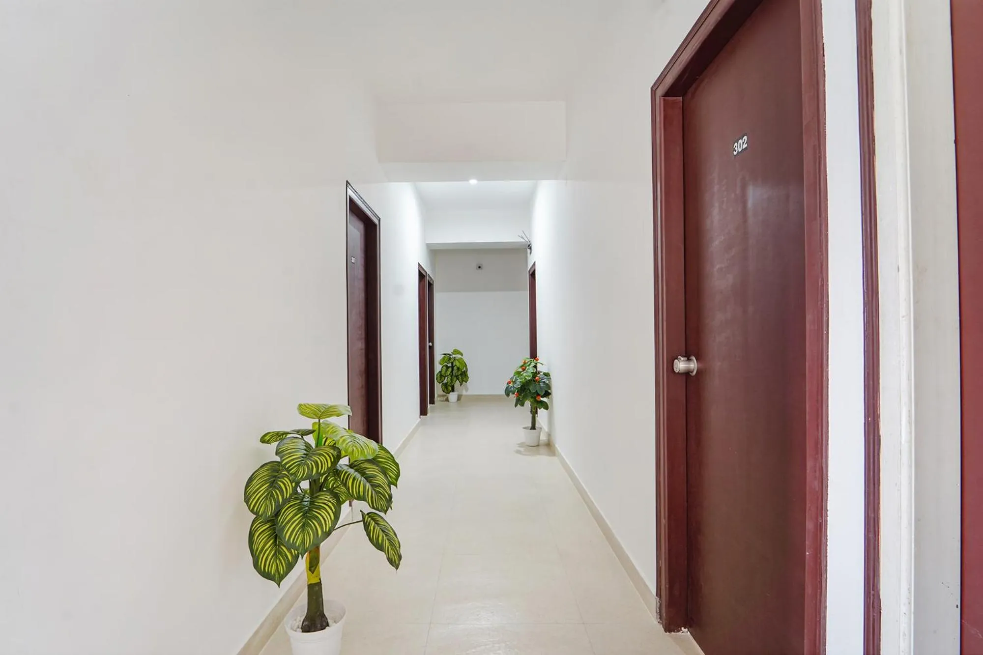 Lobby or reception in Via Metro Suites - Nr ESI Hospital