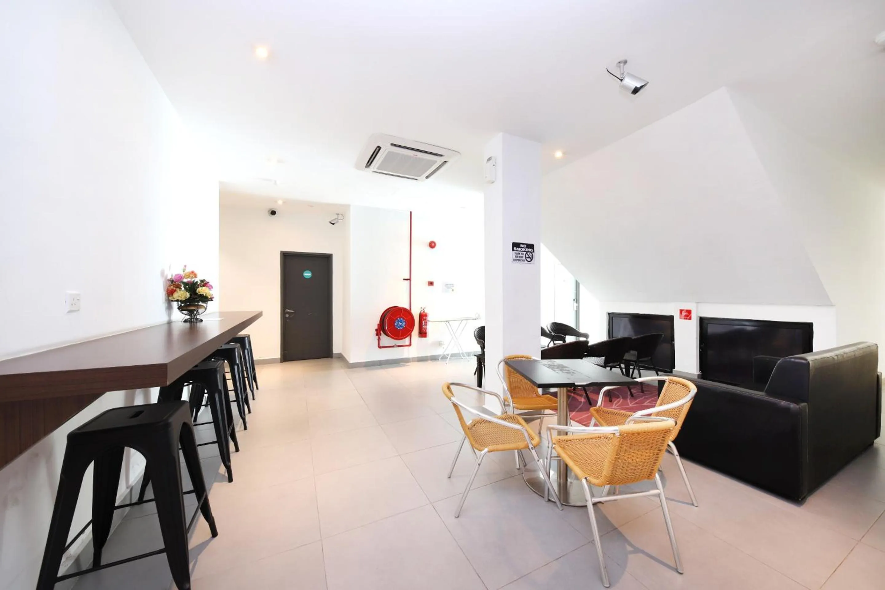 Lobby or reception in Super OYO 246 Link Inn