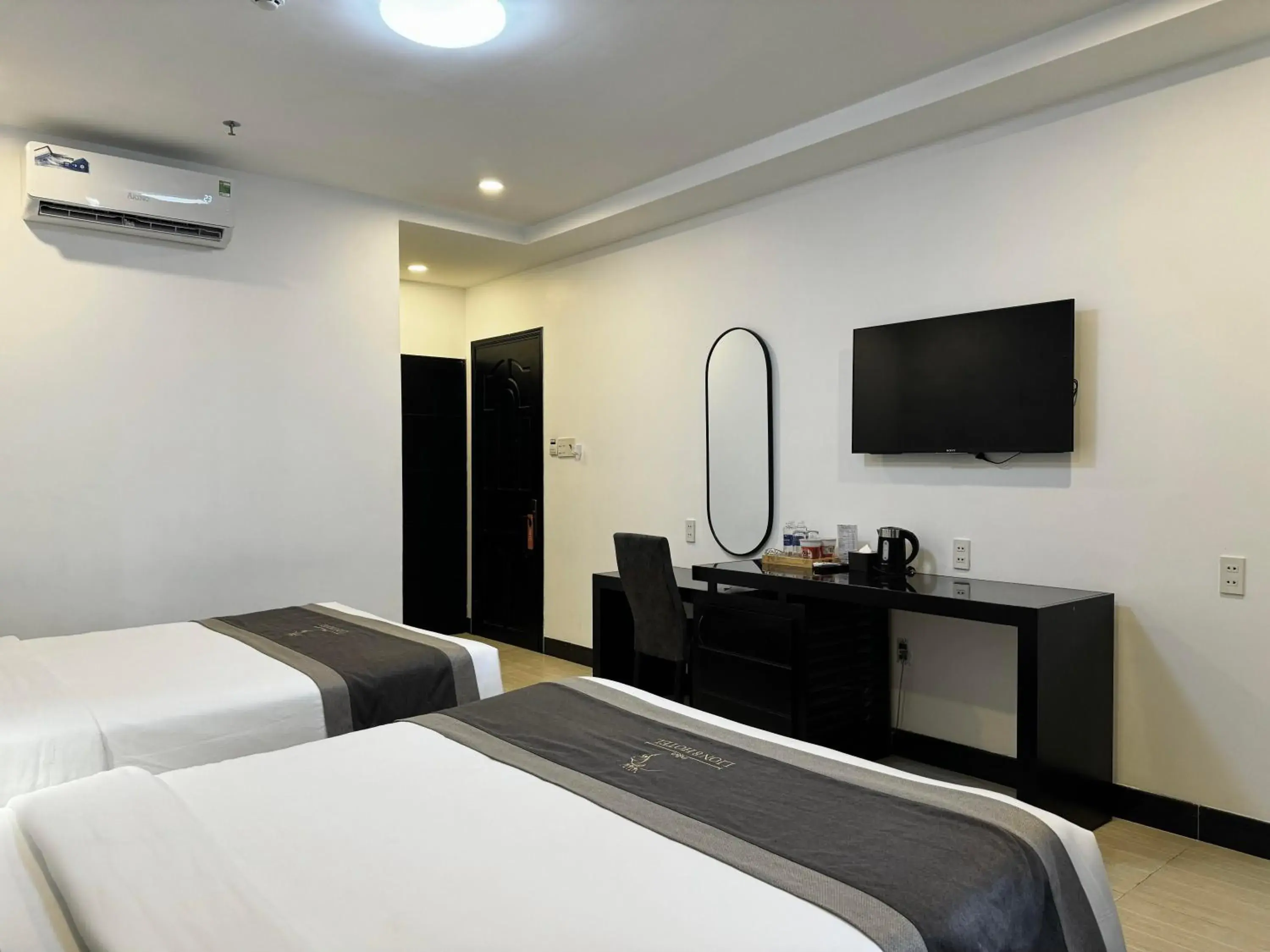 Bed in LION 8 Hotel Bed in LION 8 Hotel