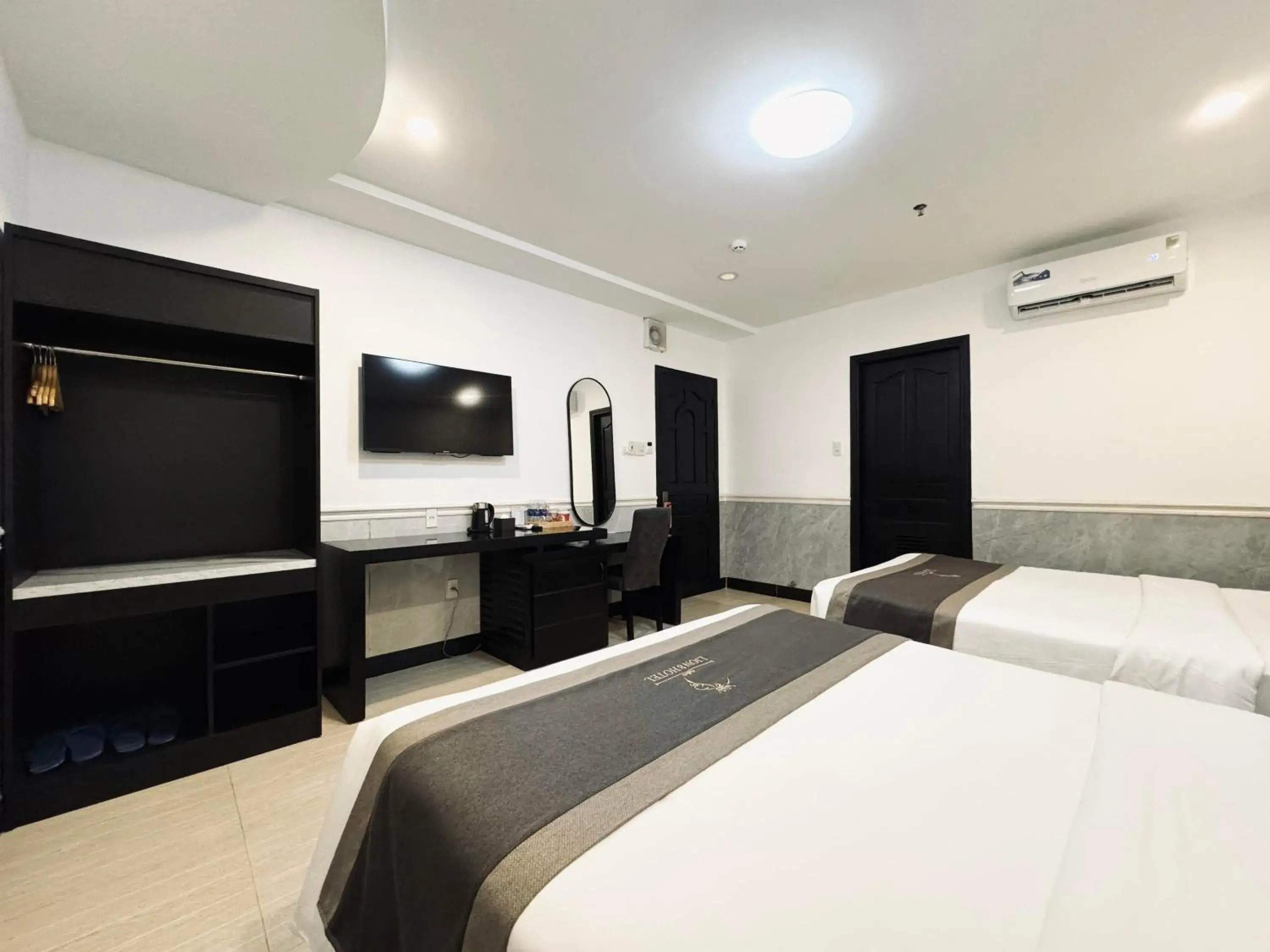 Bed in LION 8 Hotel Bed in LION 8 Hotel