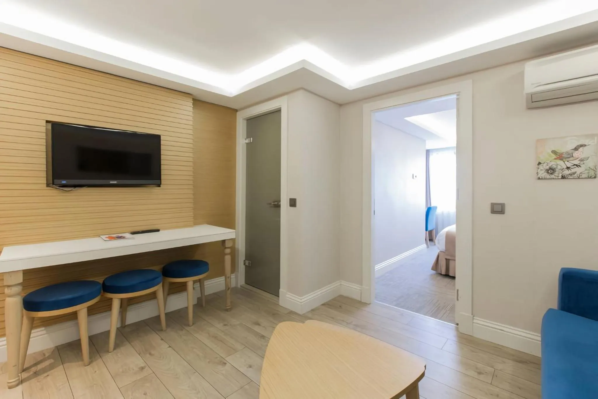 Seating area in Carina Park Suites Nisantasi