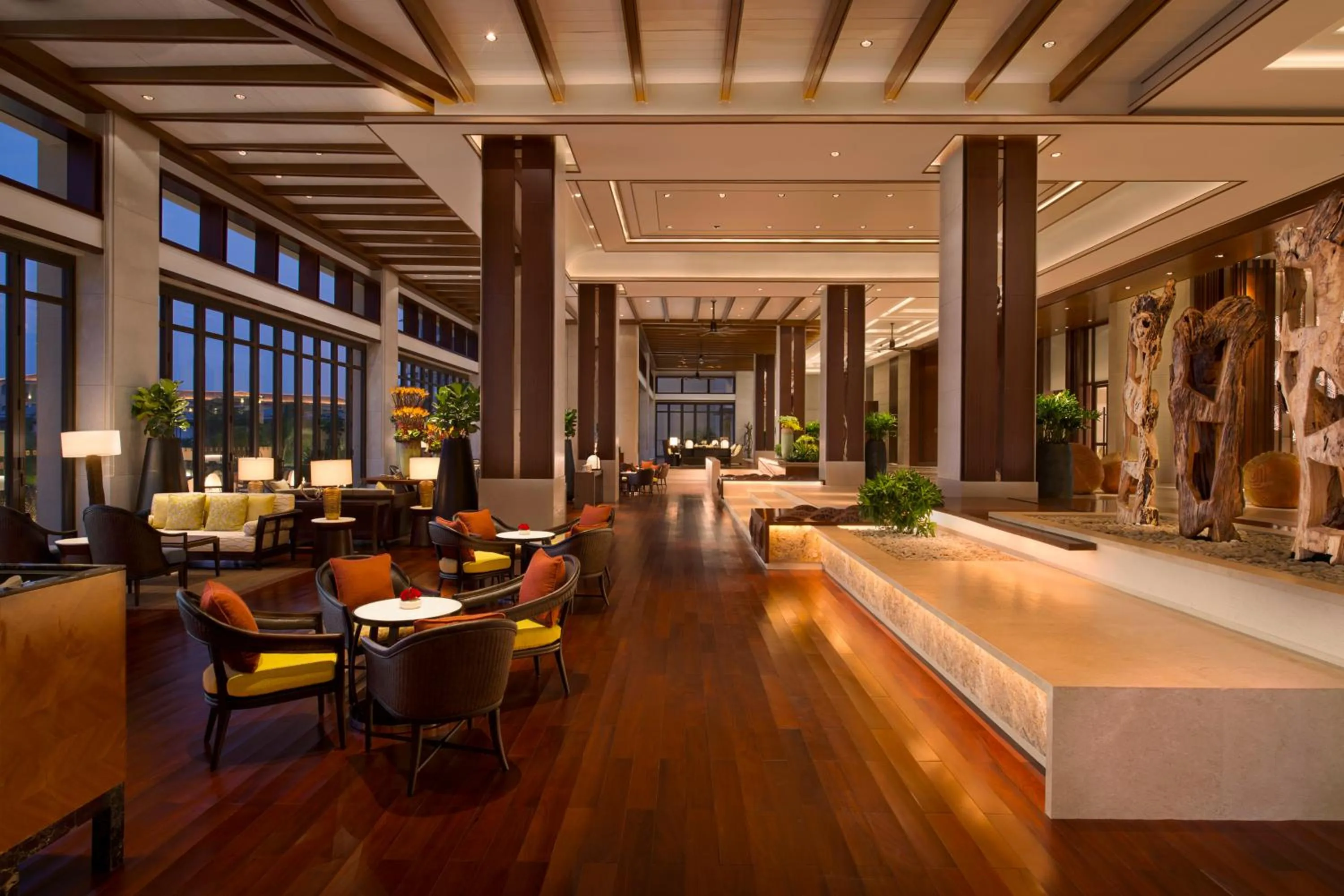 Restaurant/places to eat in Shangri-La Sanya