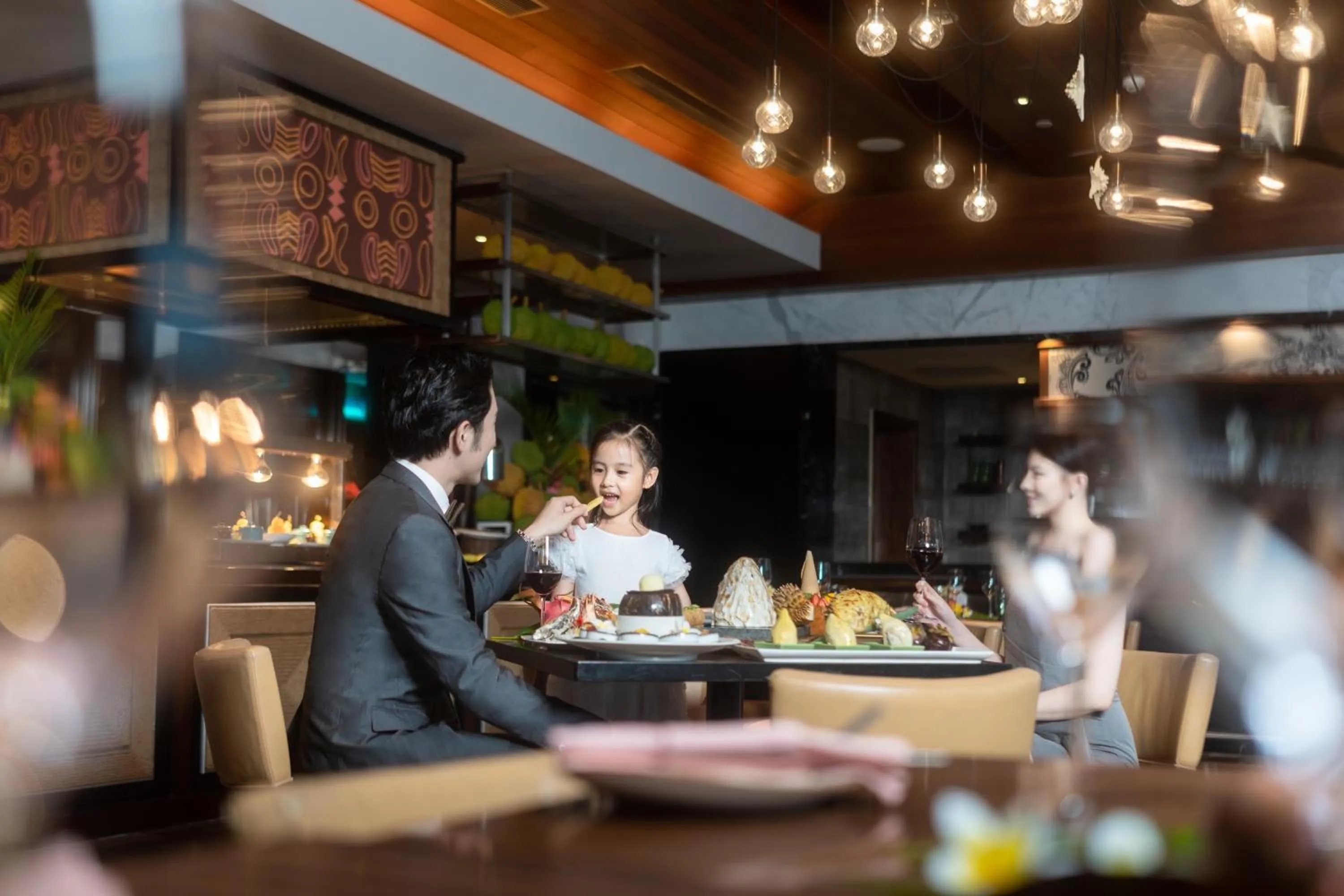 Restaurant/places to eat in Shangri-La Sanya