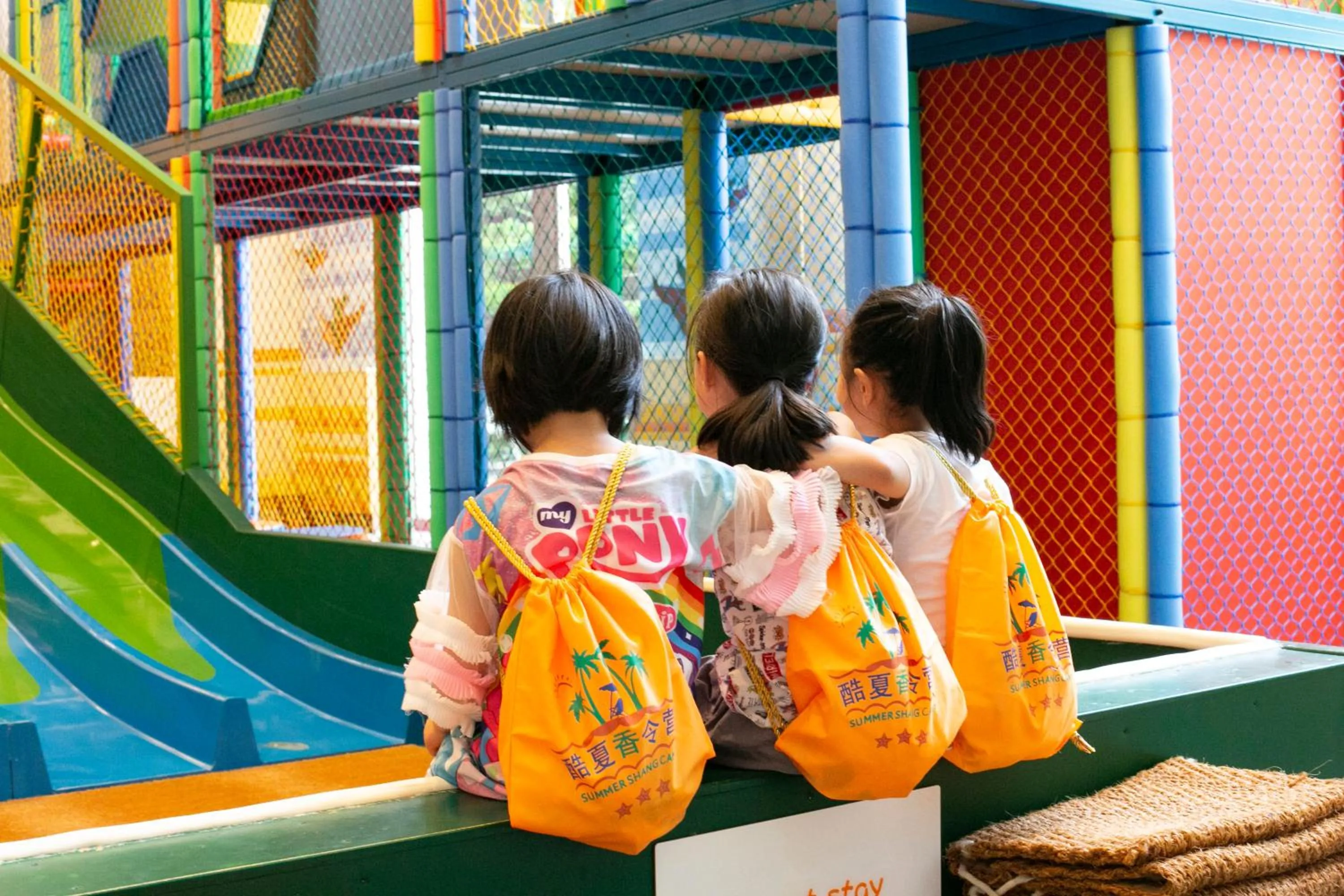 children in Shangri-La Sanya