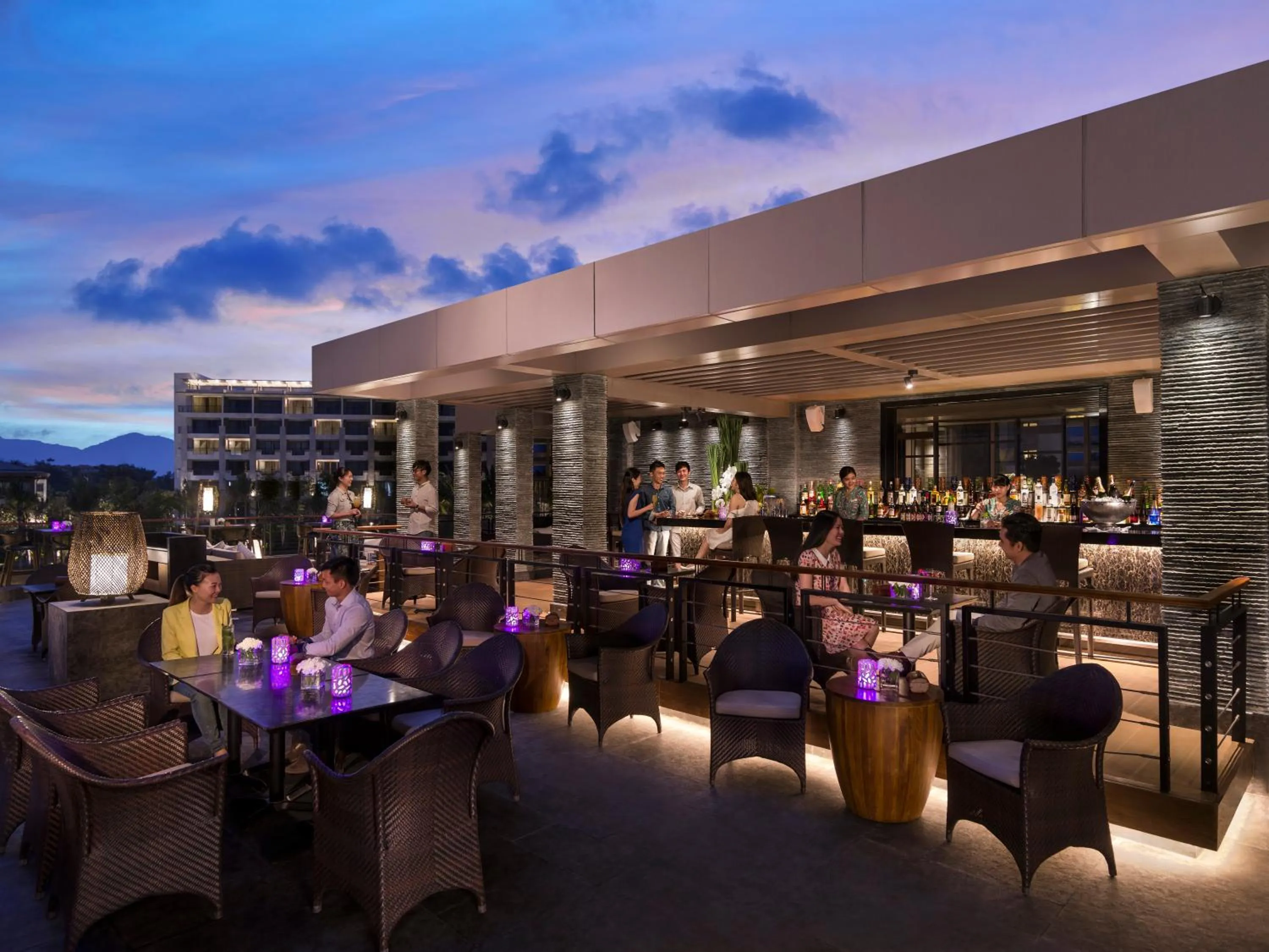 Restaurant/places to eat in Shangri-La Sanya