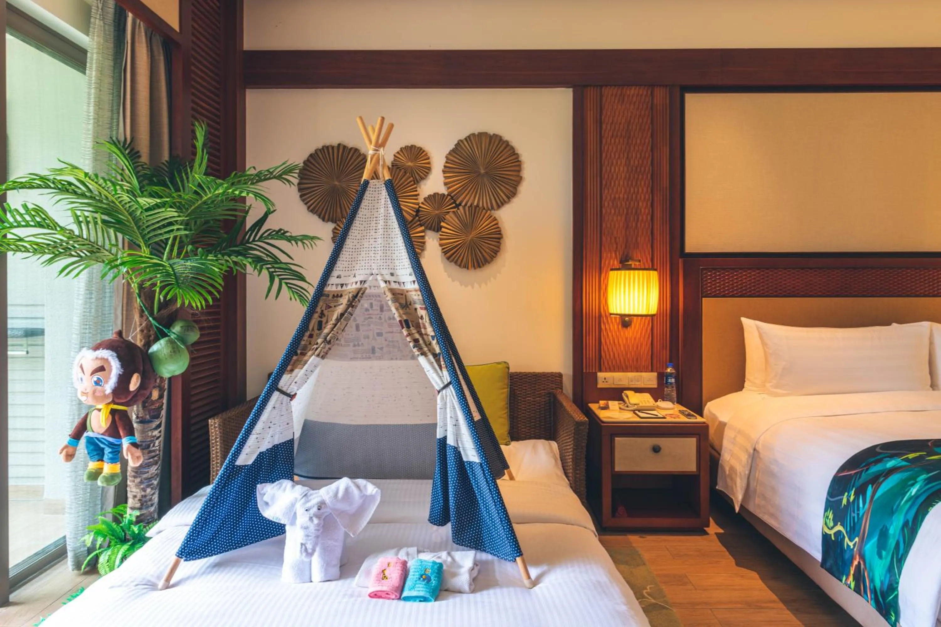 Bedroom, Bed in Shangri-La Sanya