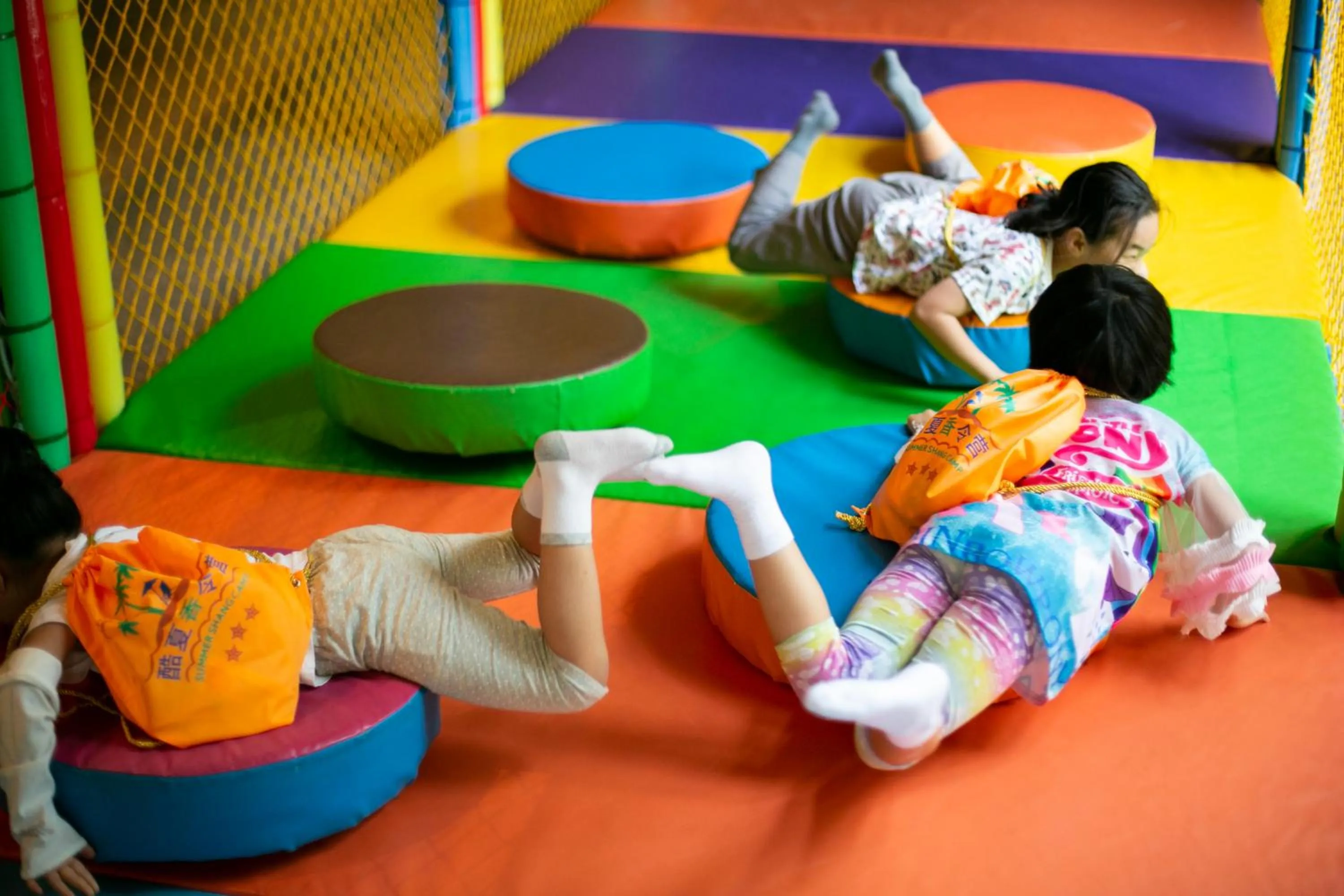 children in Shangri-La Sanya