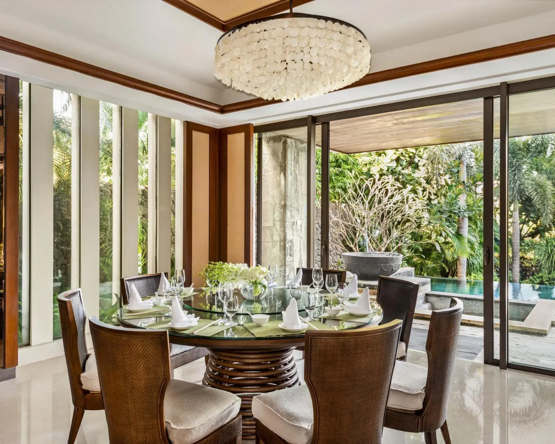 Restaurant/places to eat in Shangri-La Sanya Restaurant/places to eat in Shangri-La Sanya