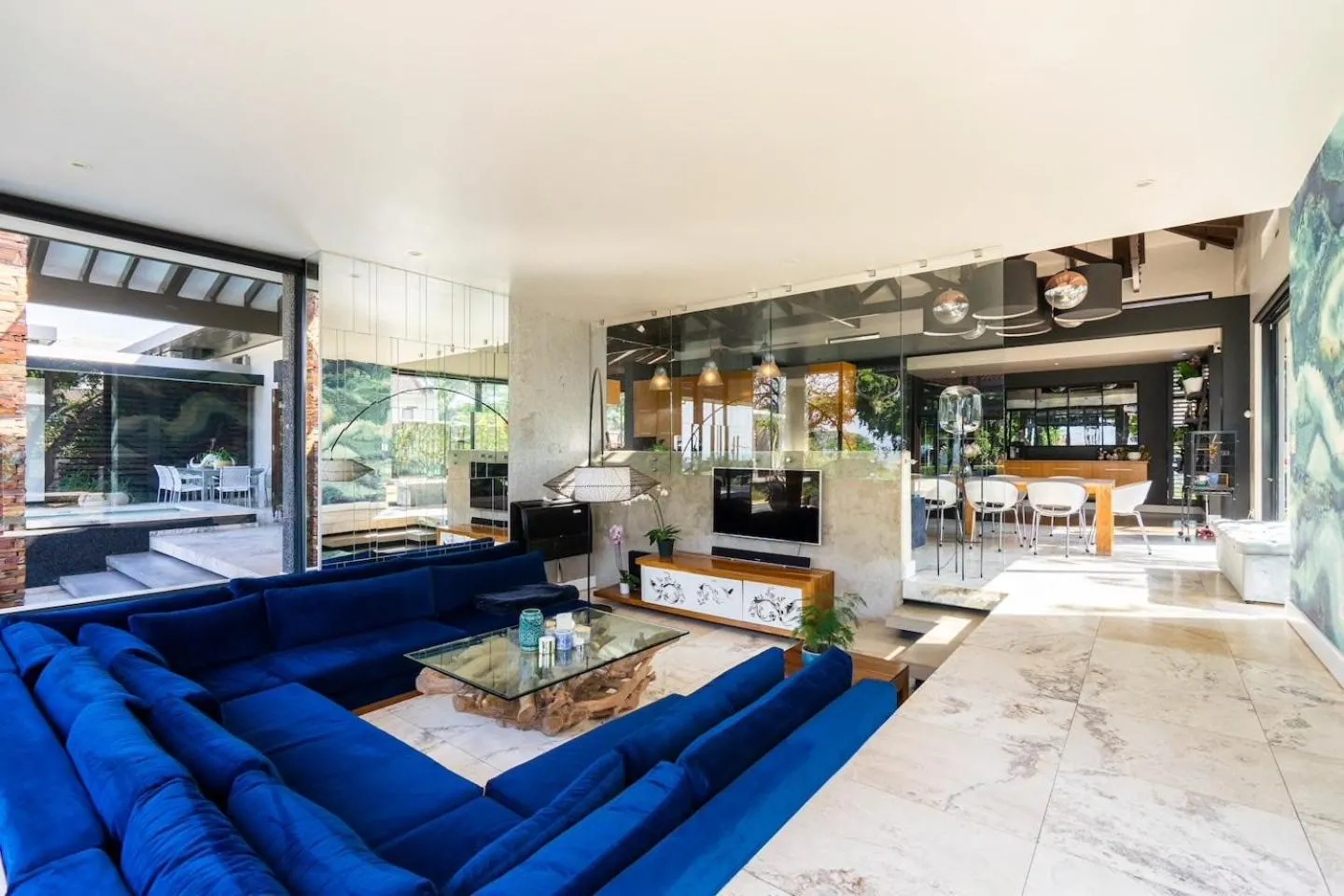 Communal lounge/ TV room in Umhlanga Beach Villa