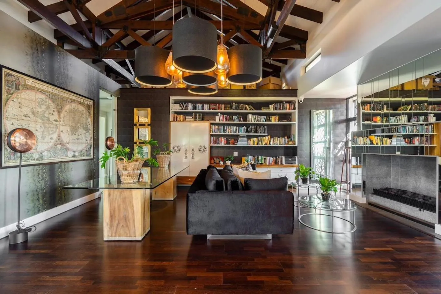 Library in Umhlanga Beach Villa