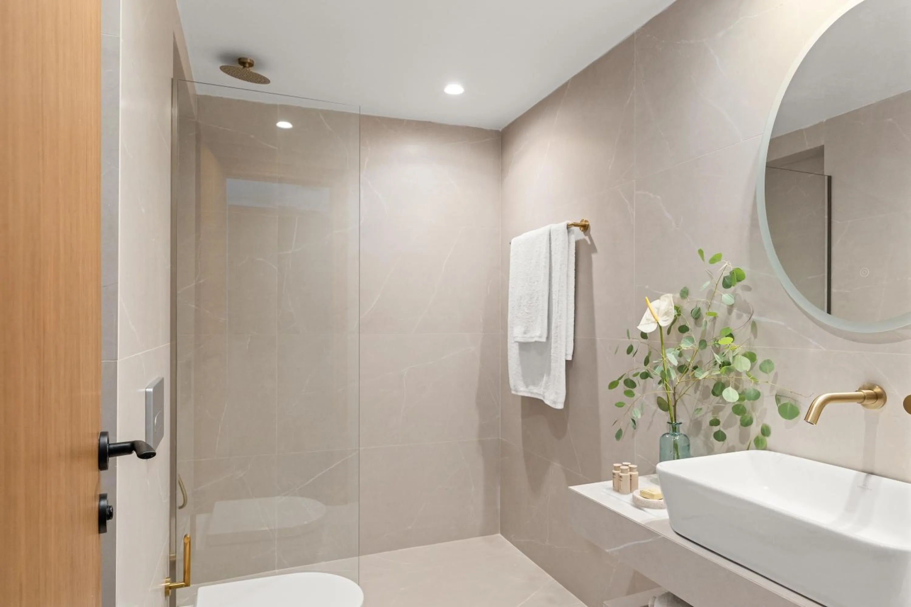 Bathroom in The Athenaeum Luxury Hotel