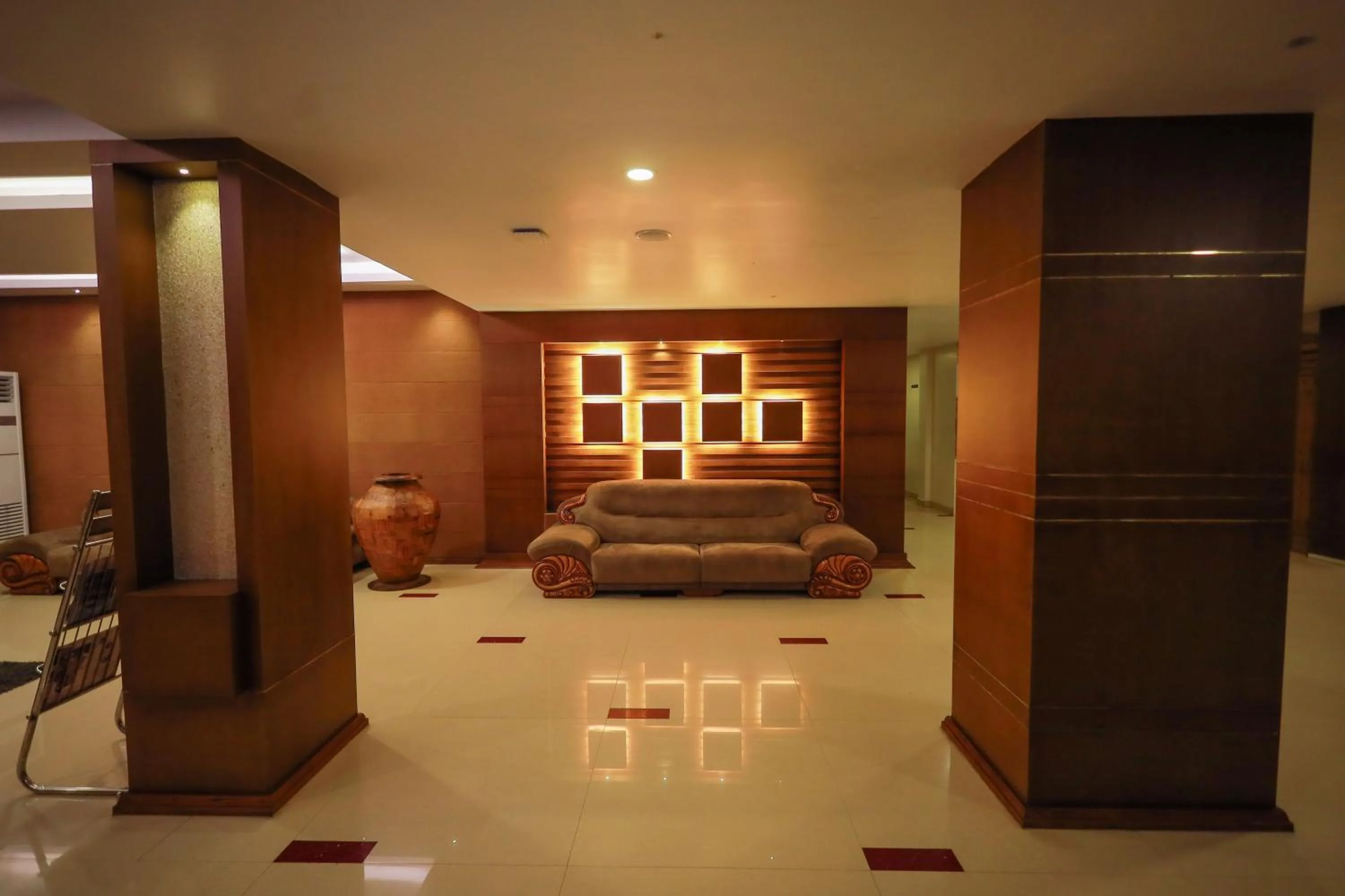 Lobby or reception in THE SEASHORE HOTEL