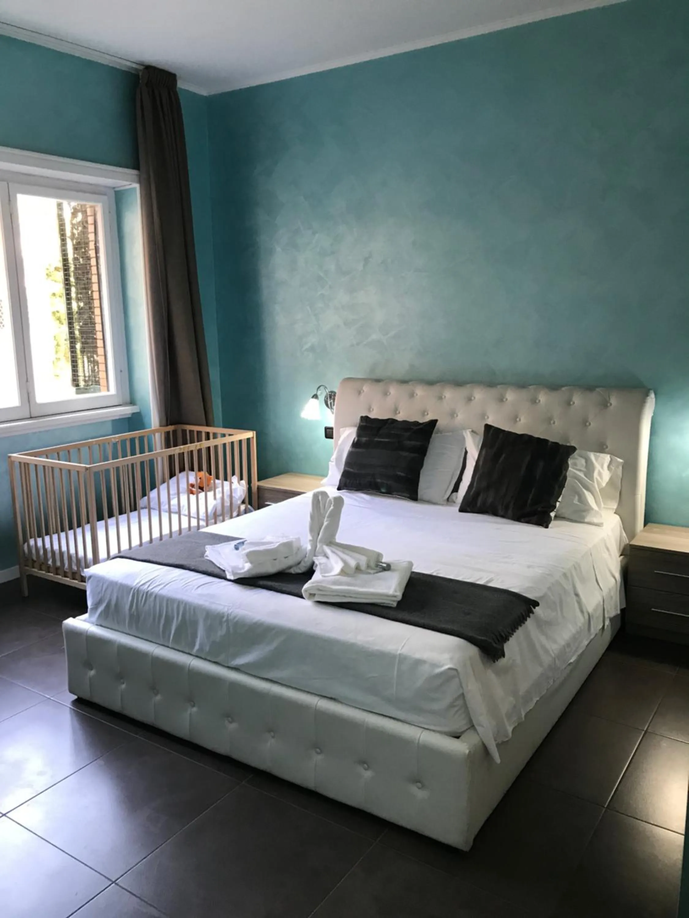 cot, Bed in B&B Roma