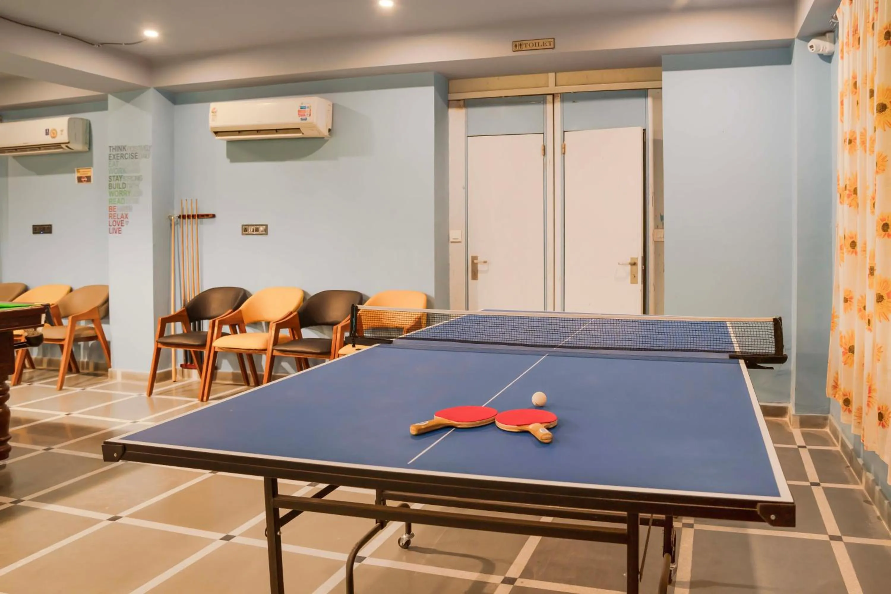 Game Room in Sunflower Saga