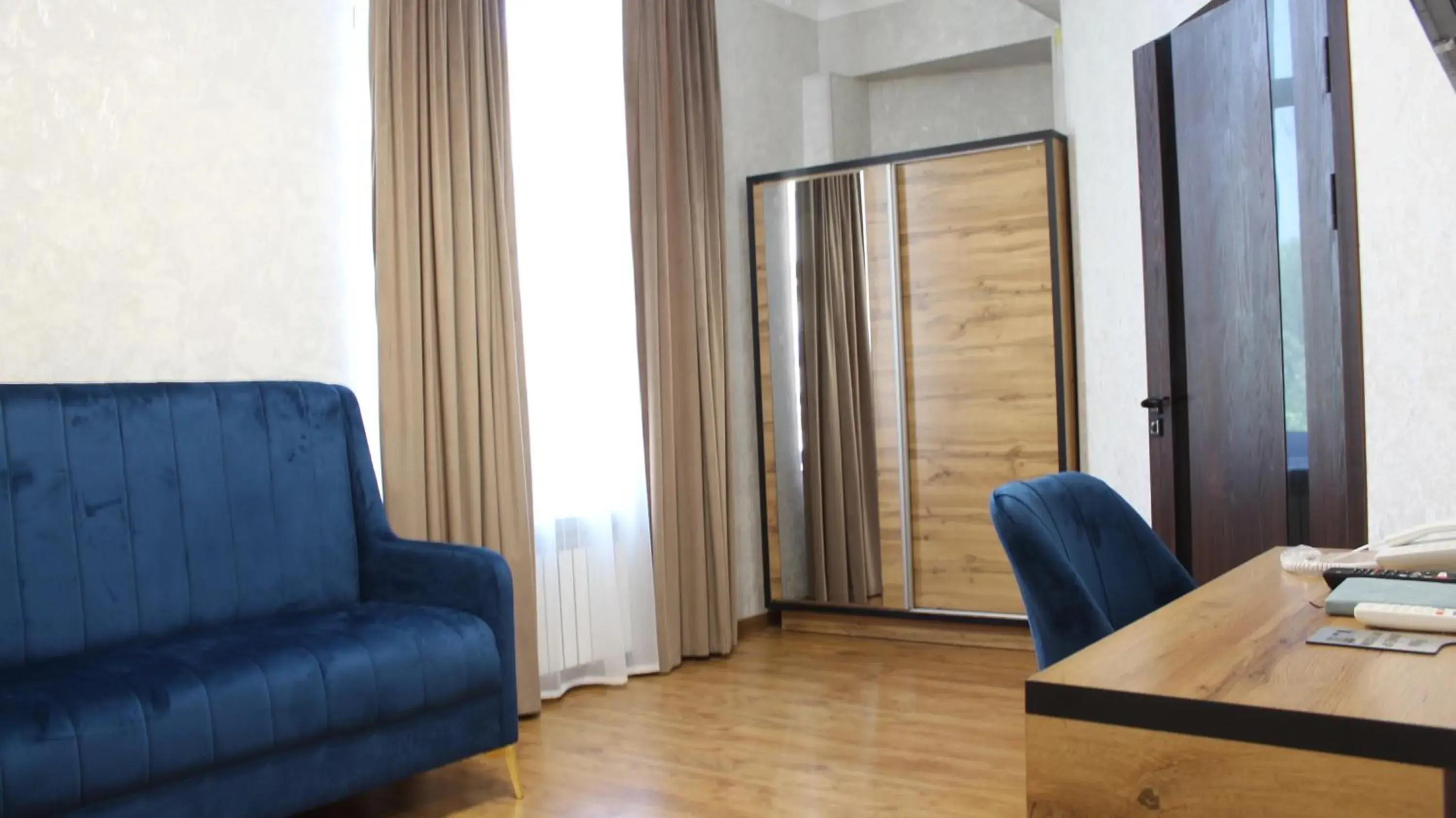 Deluxe Double Room in Grand Shosh Hotel Deluxe Double Room in Grand Shosh Hotel