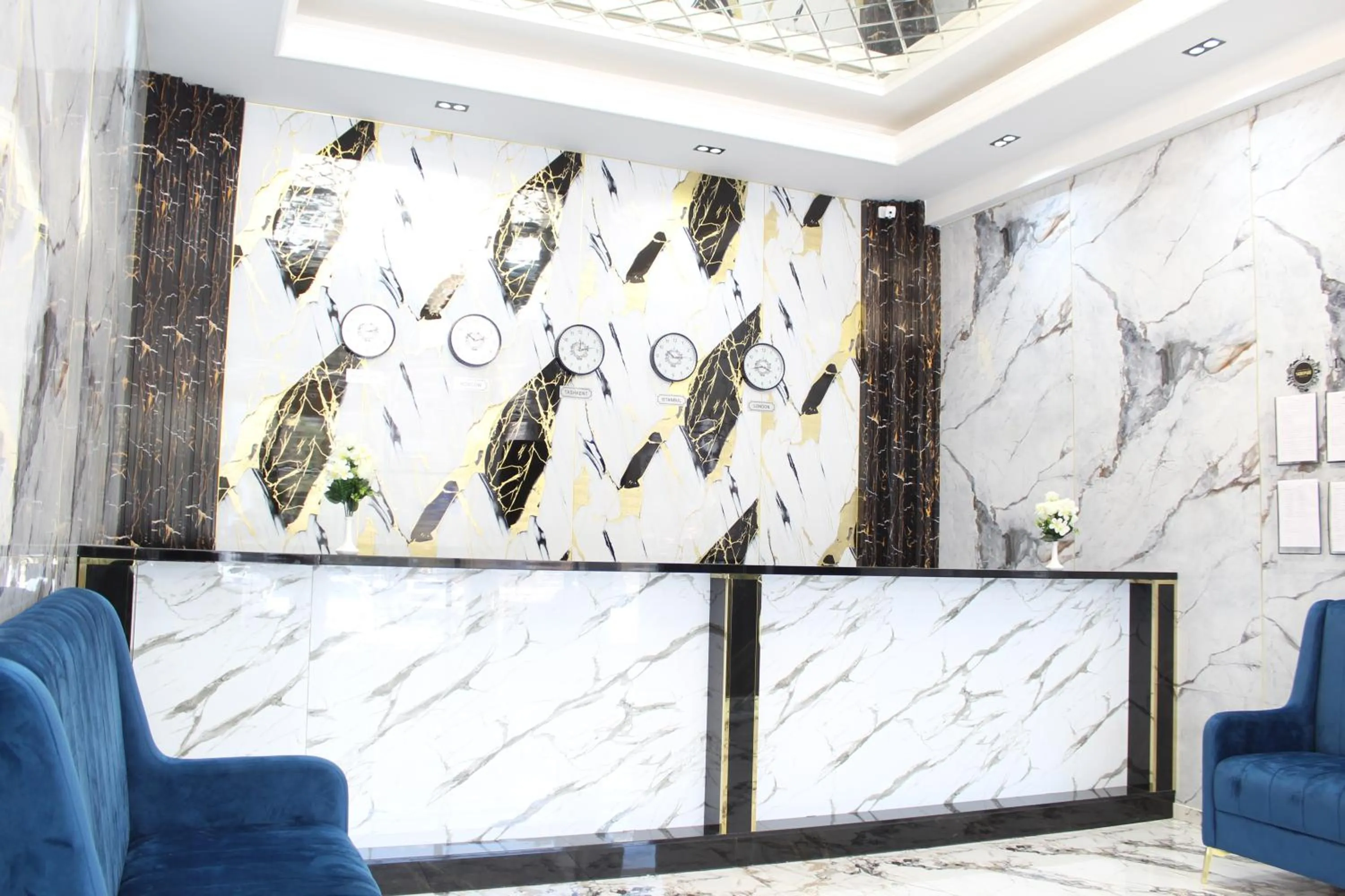 Seating area in Grand Shosh Hotel