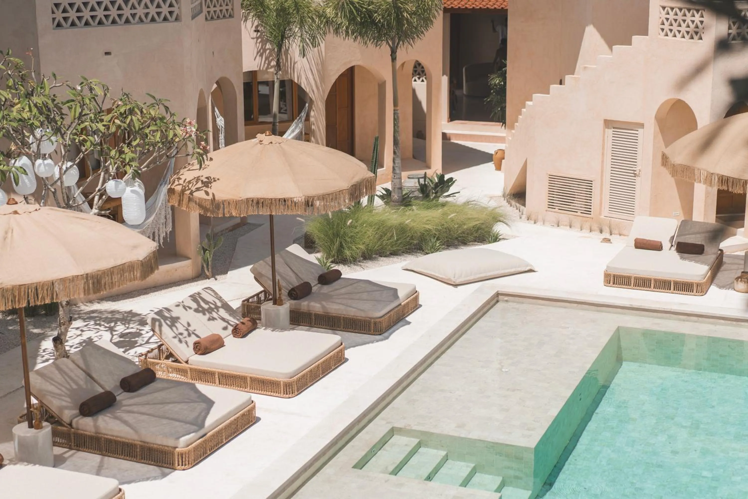 Property building in Dune Seseh