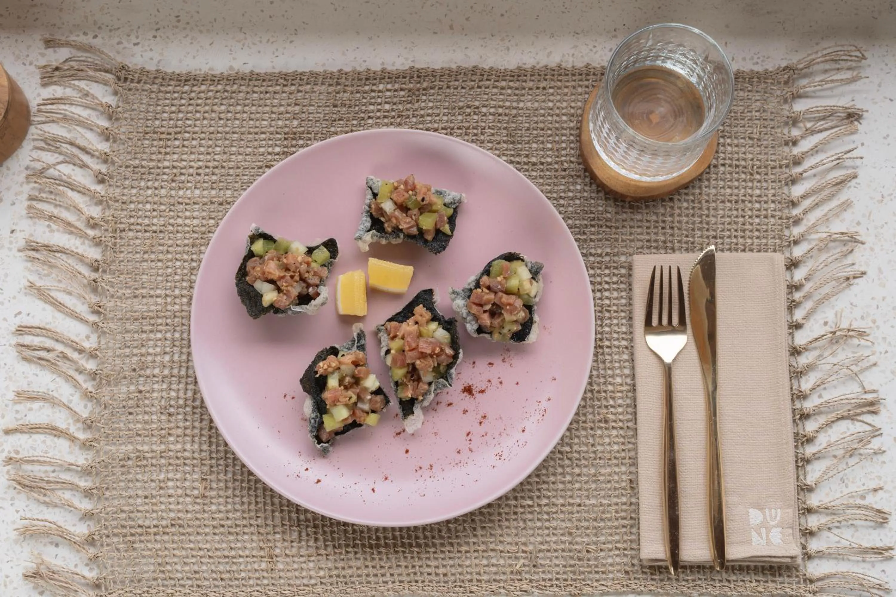 Restaurant/places to eat in Dune Seseh