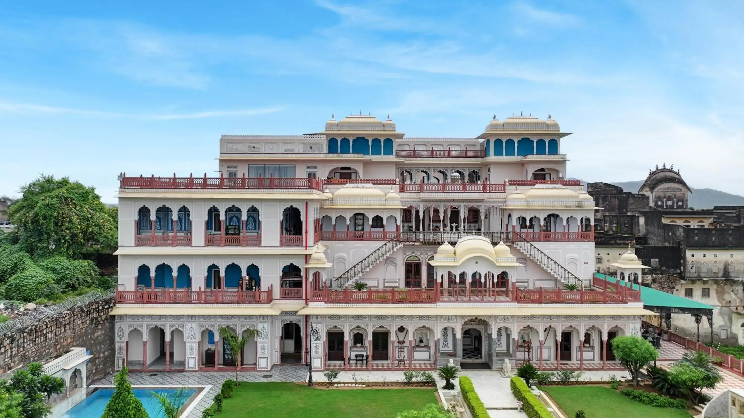 Property building in Shahpura Haveli Property building in Shahpura Haveli
