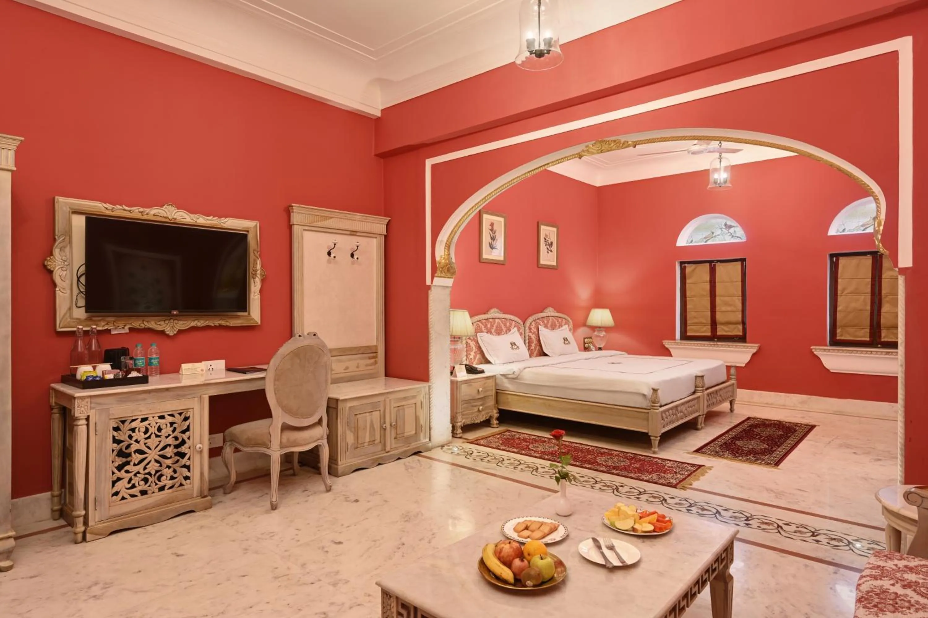Bedroom, Bed in Shahpura Haveli