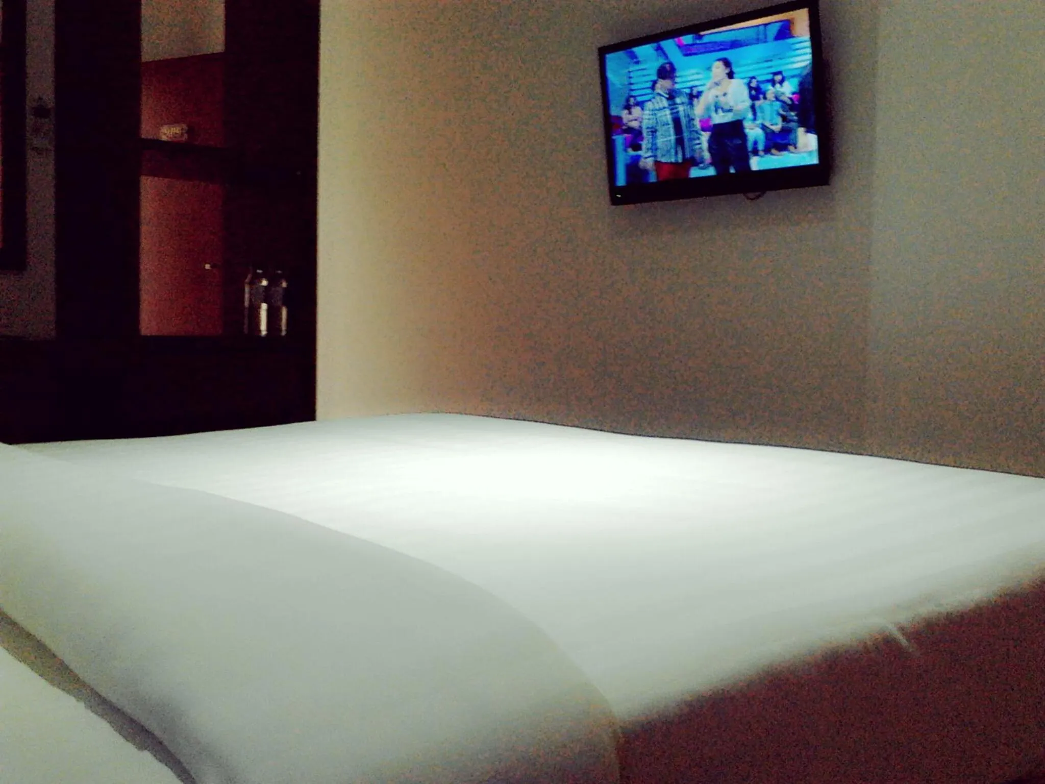 Bed in Aviari Hotel