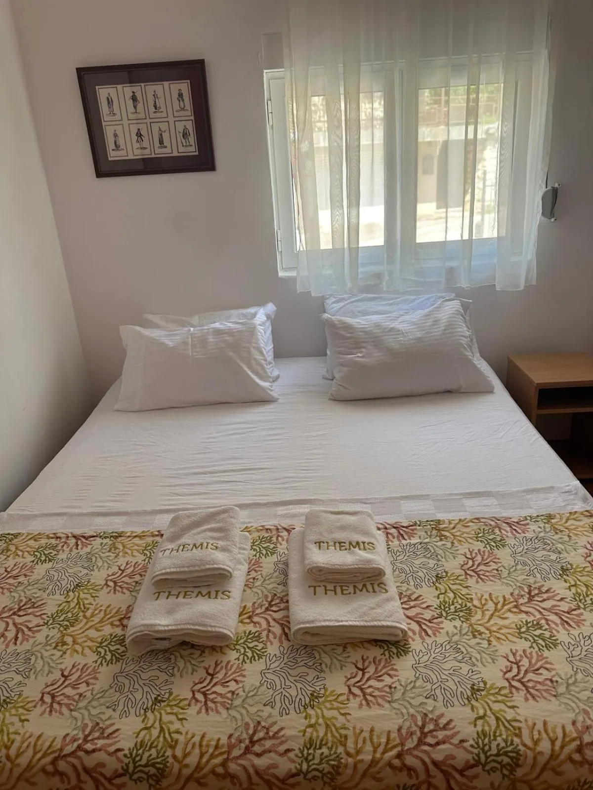 Photo of the whole room in Themis Apartment