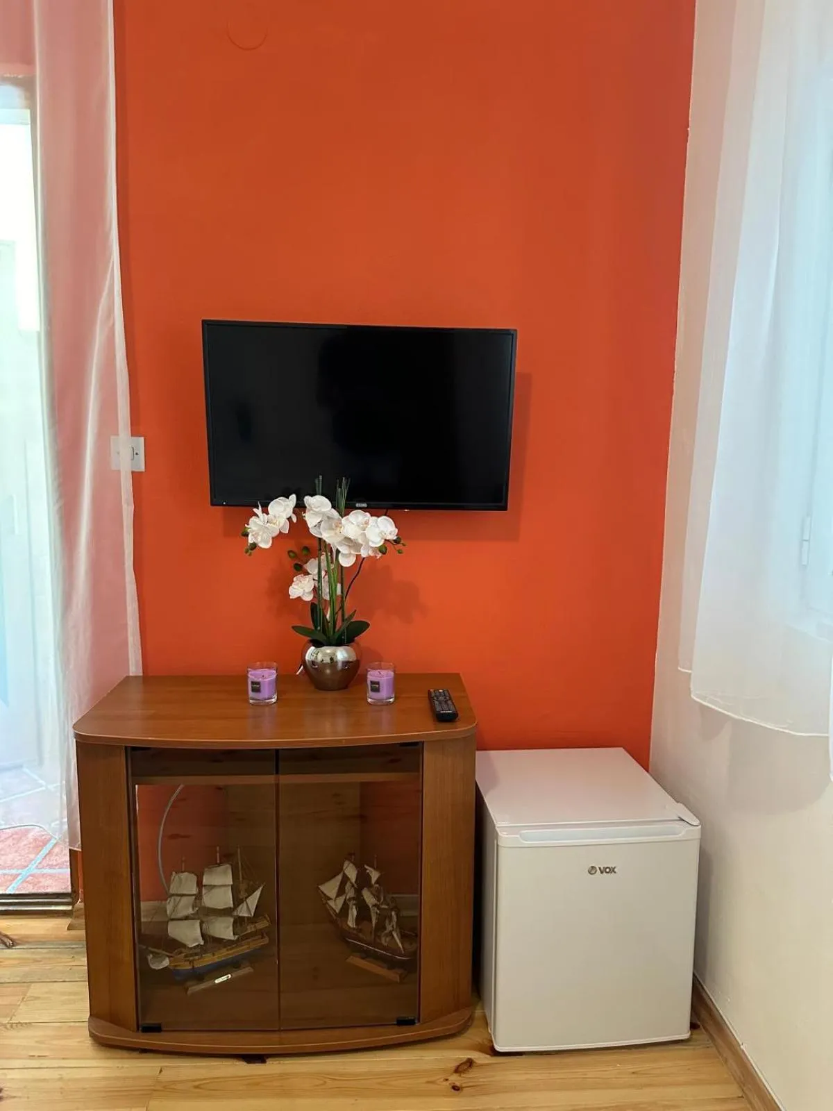 Photo of the whole room in Themis Apartment