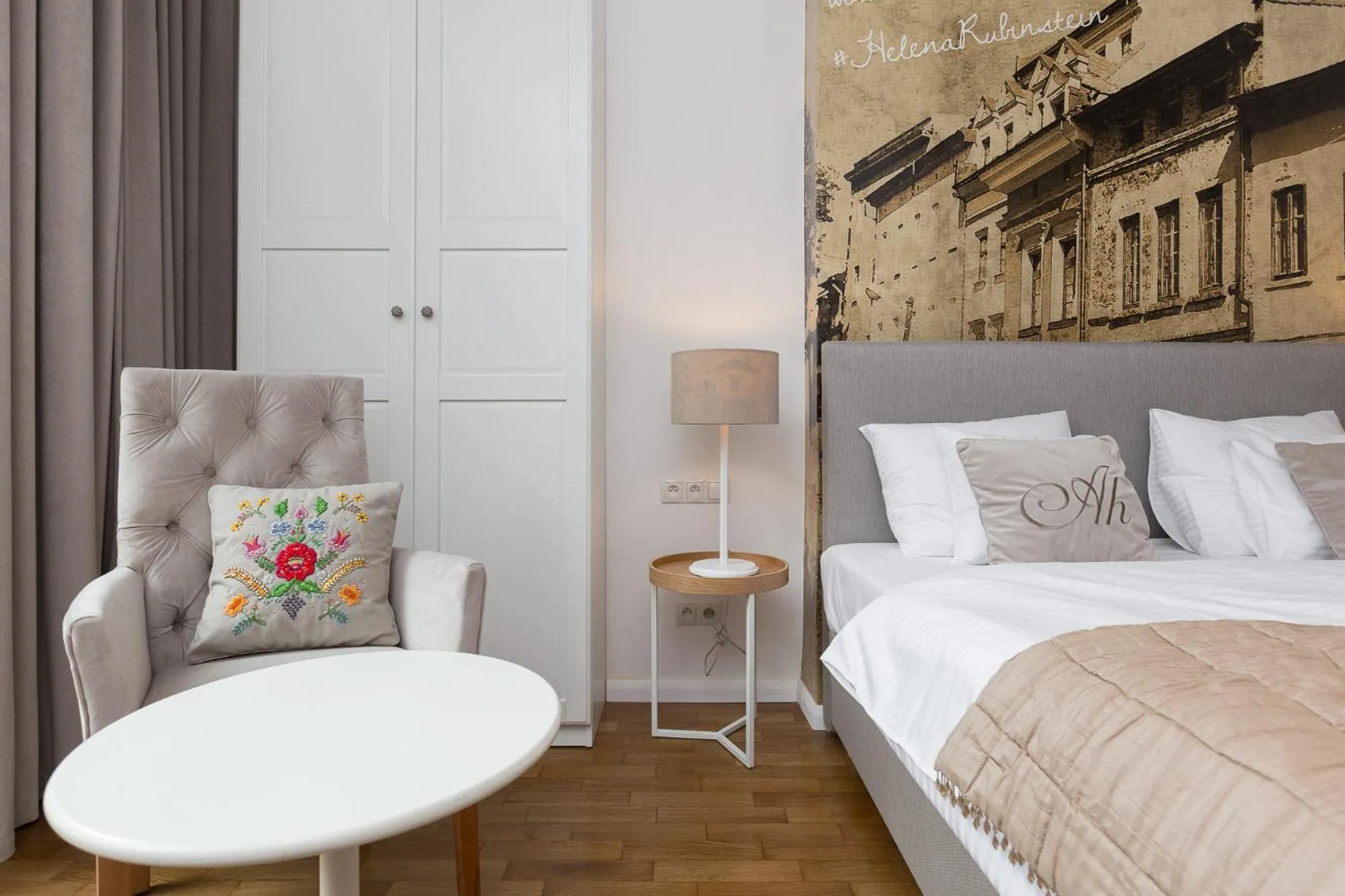 Photo of the whole room, Bed in AVANTI Home