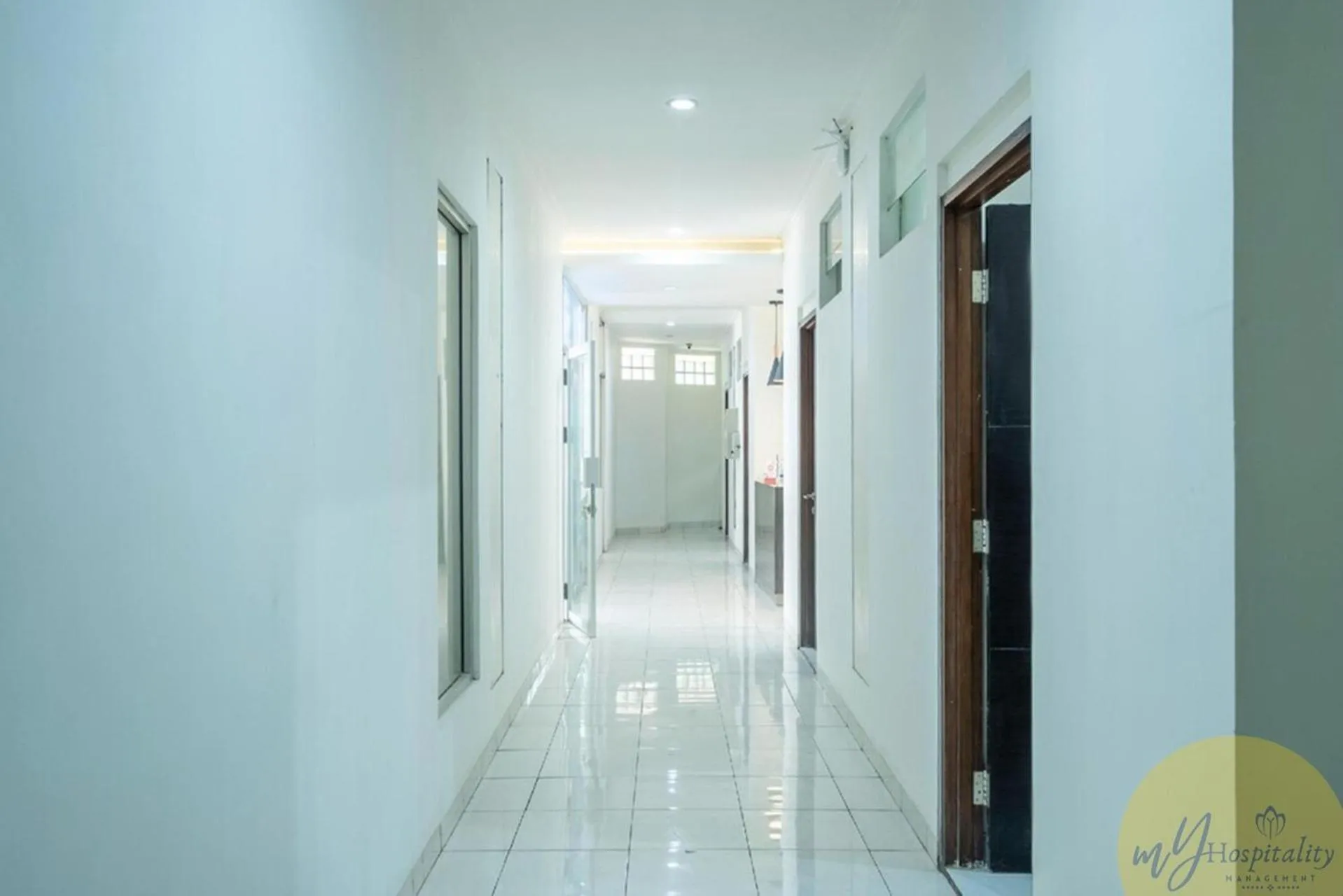 Lobby or reception in Fortuna Hotel & Residence by My Hospitality