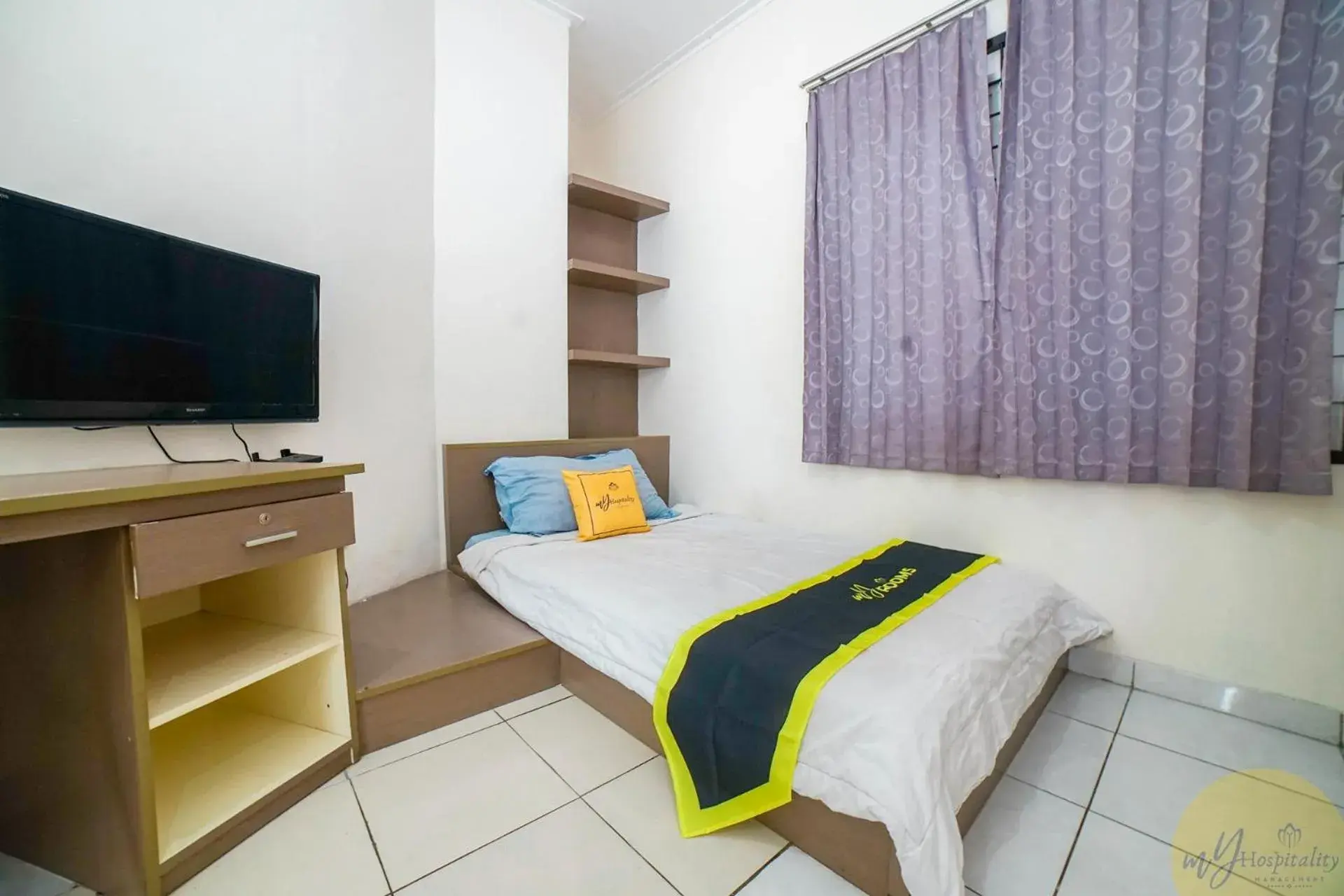 Bedroom, Bed in Fortuna Hotel & Residence by My Hospitality Bedroom, Bed in Fortuna Hotel & Residence by My Hospitality