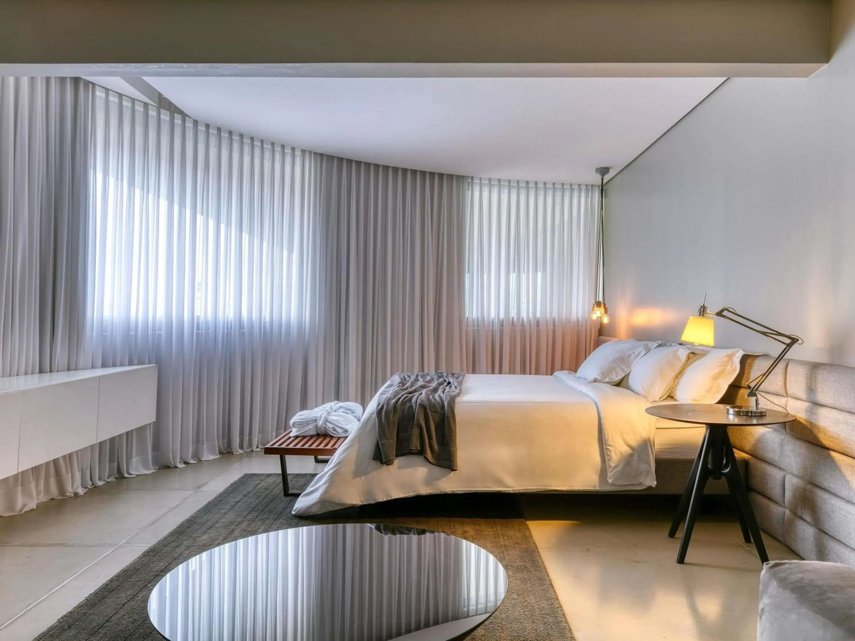 Bedroom, Bed in Mercure Belo Horizonte Vila da Serra Bedroom, Bed in Mercure Belo Horizonte Vila da Serra