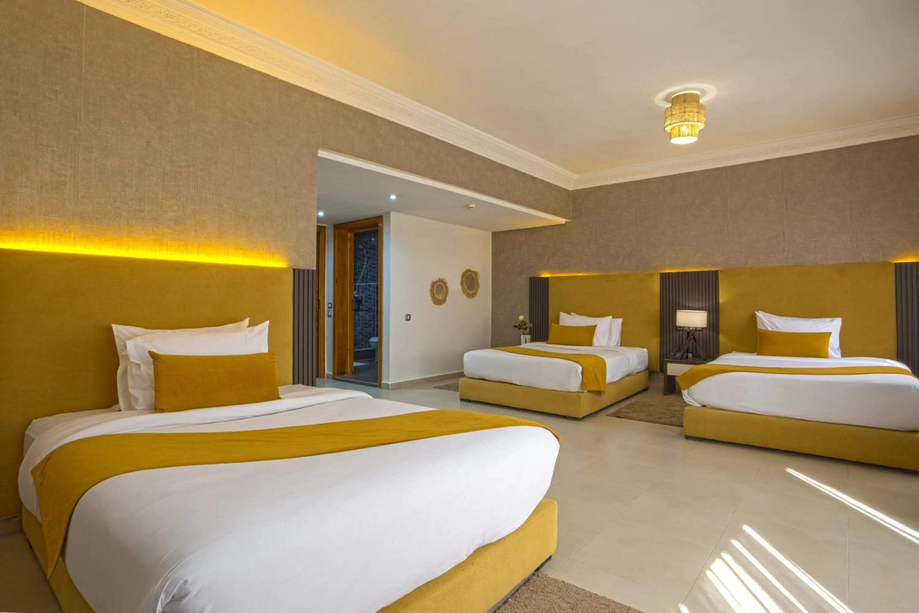 Bed in Yaad City Hotel