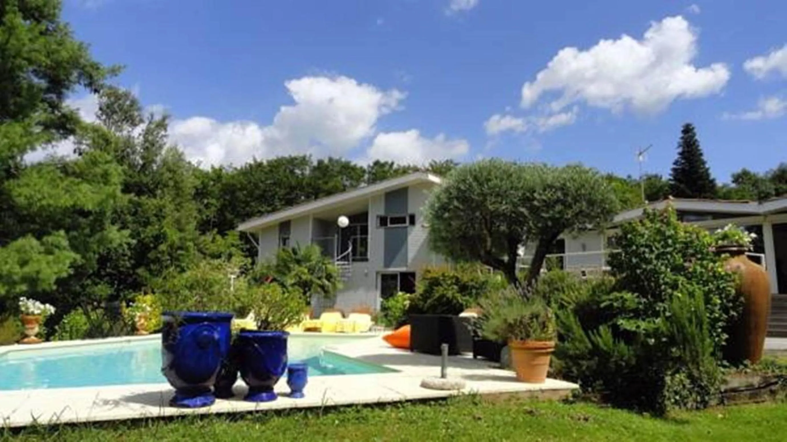 Garden in B&B La Closerie 33