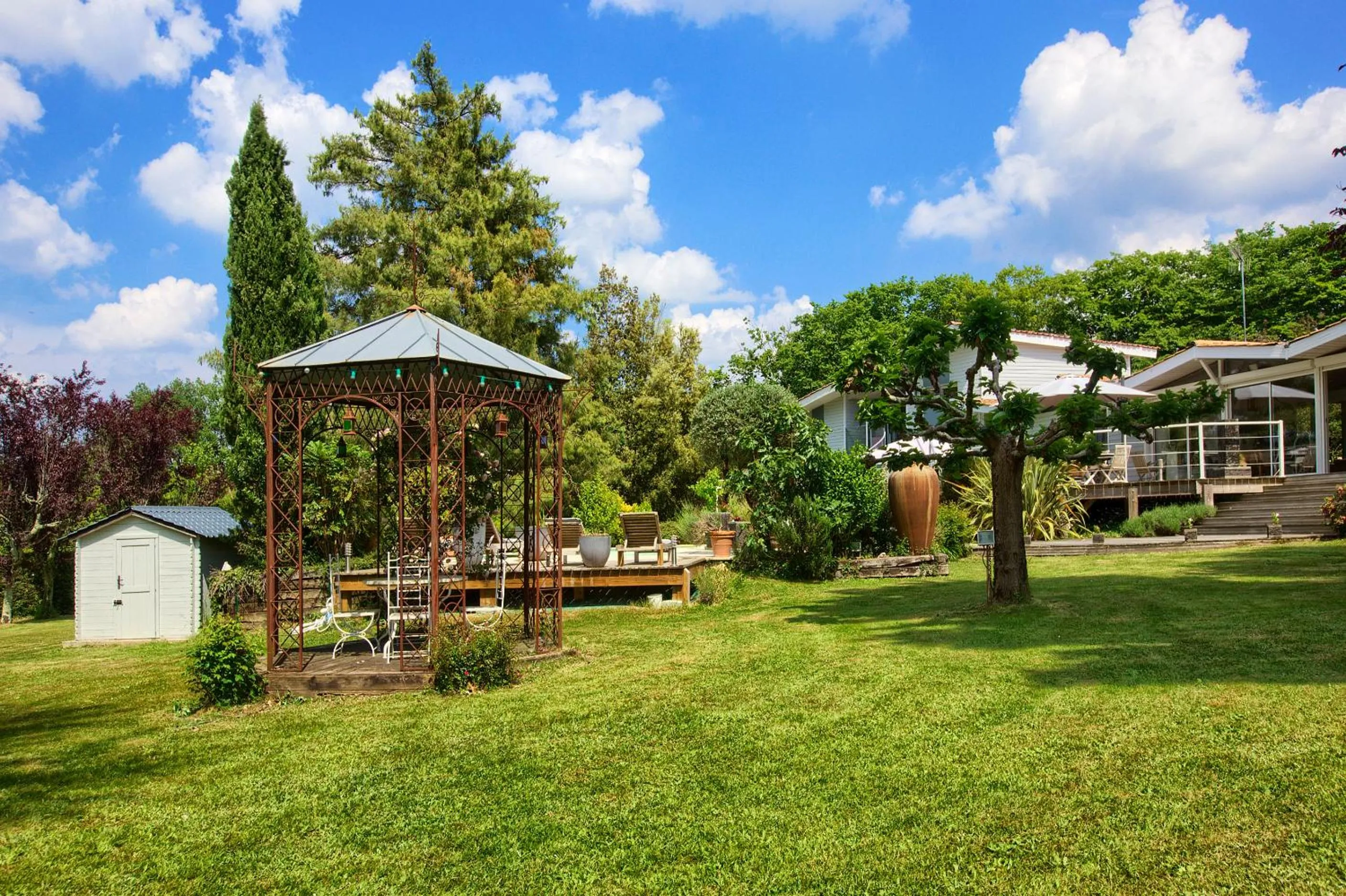 Garden in B&B La Closerie 33