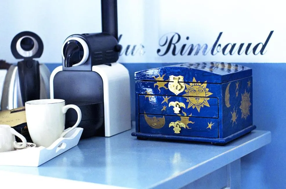 Decorative detail in L'Abri du Poète