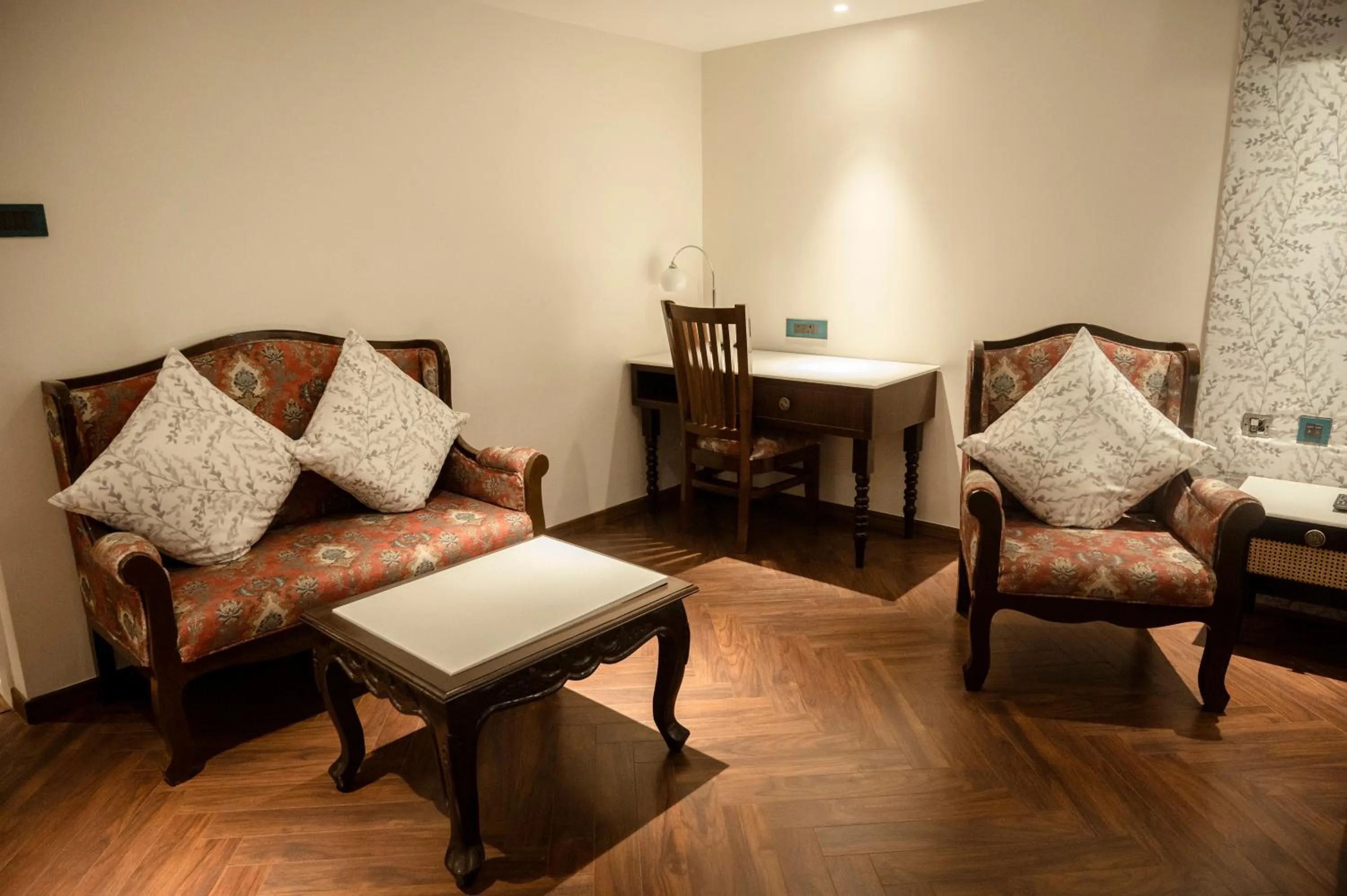 Seating area in HOTEL LAKE VIEW