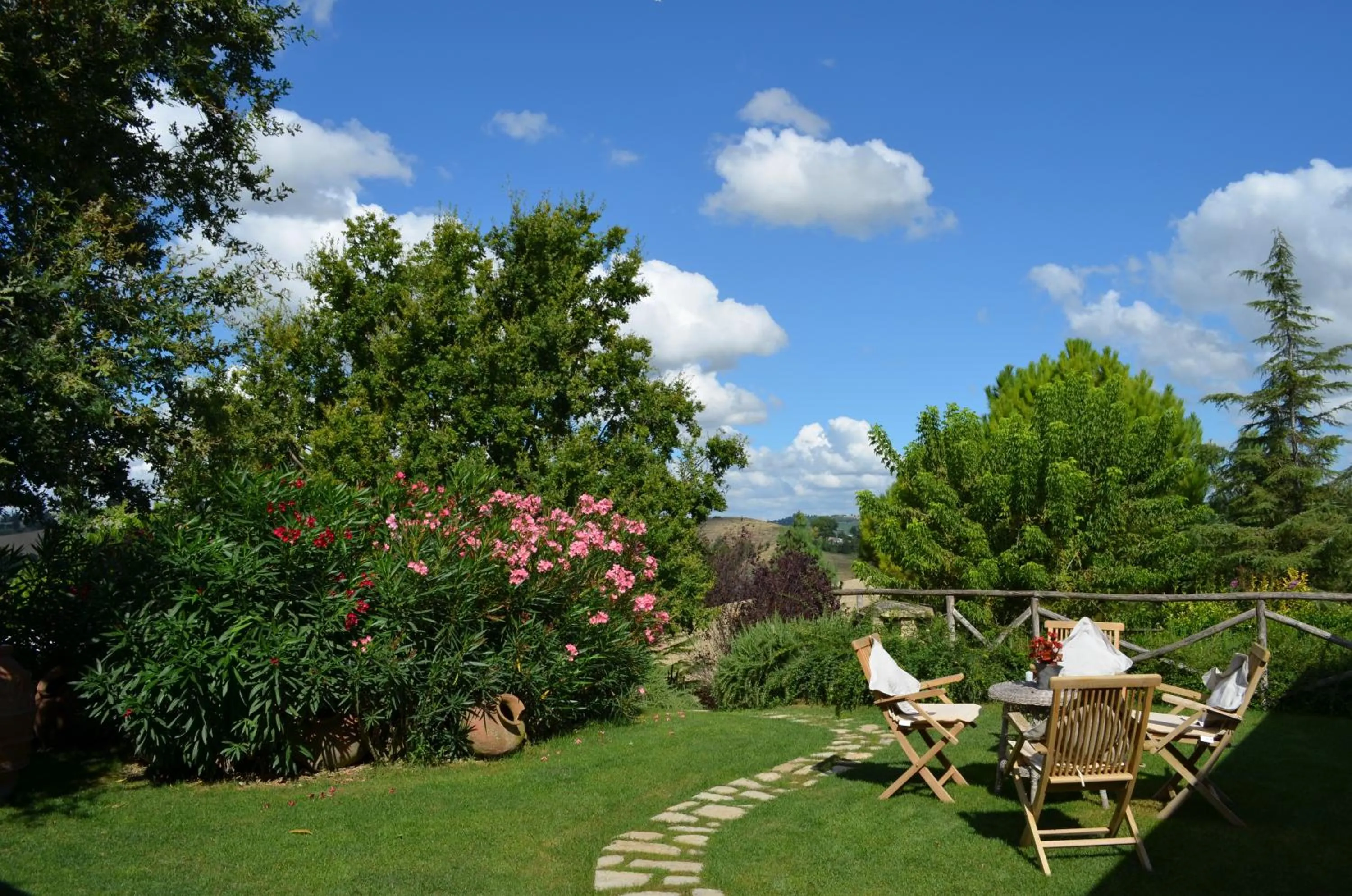 Facade/entrance in Monterosato Country House