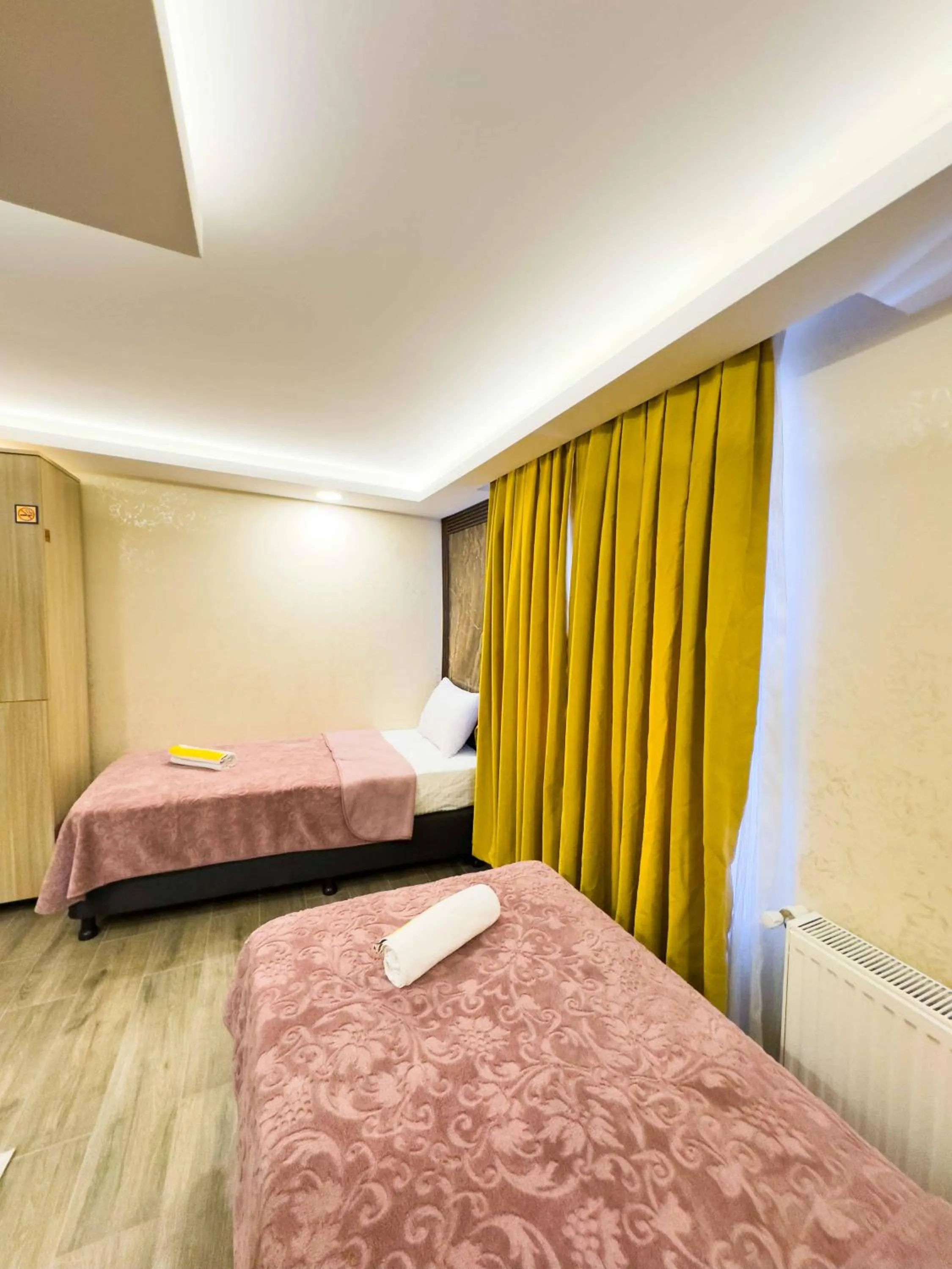 Bed in Öz Dünya Hotel