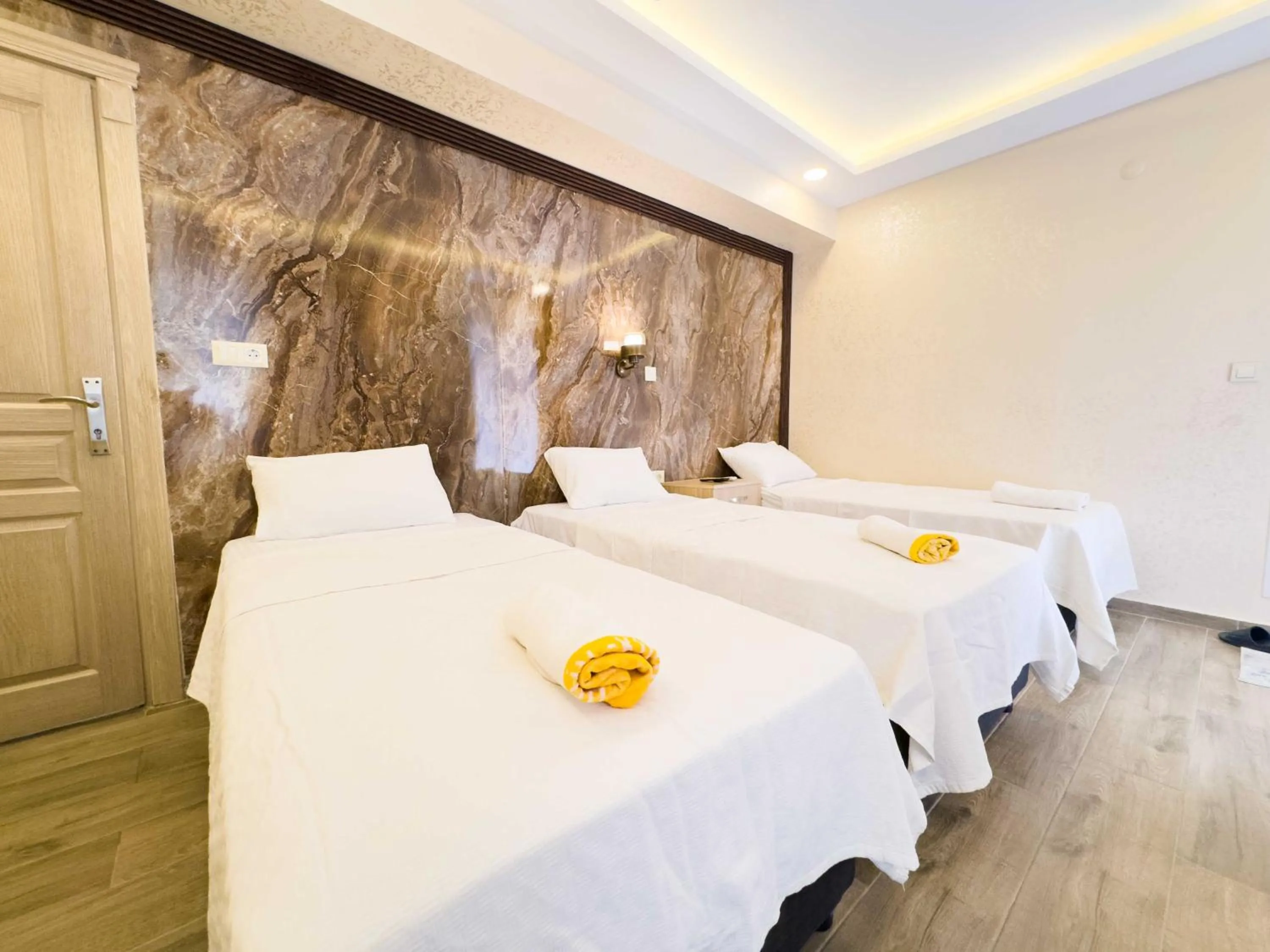 Bed in Öz Dünya Hotel