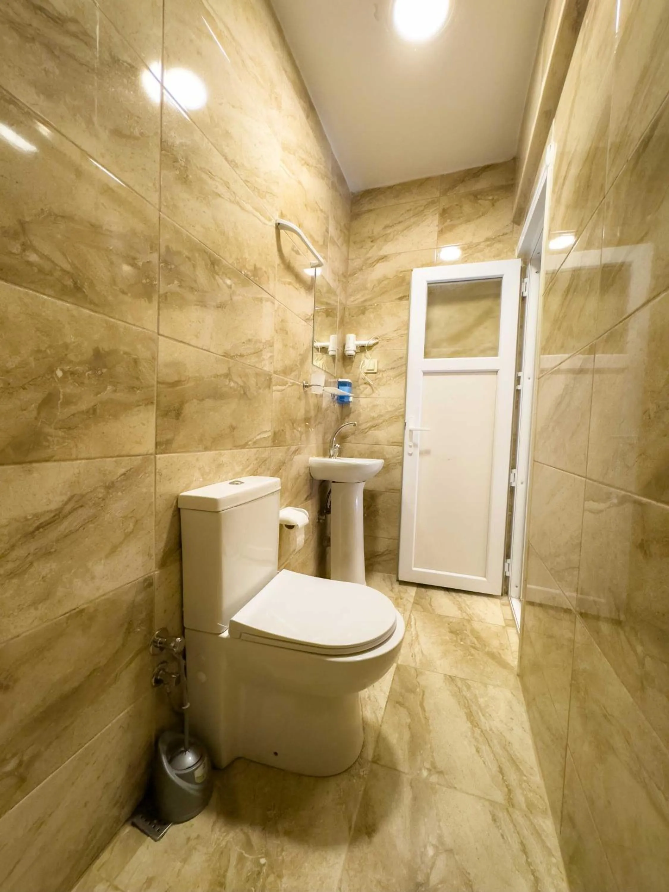 Shower in Öz Dünya Hotel